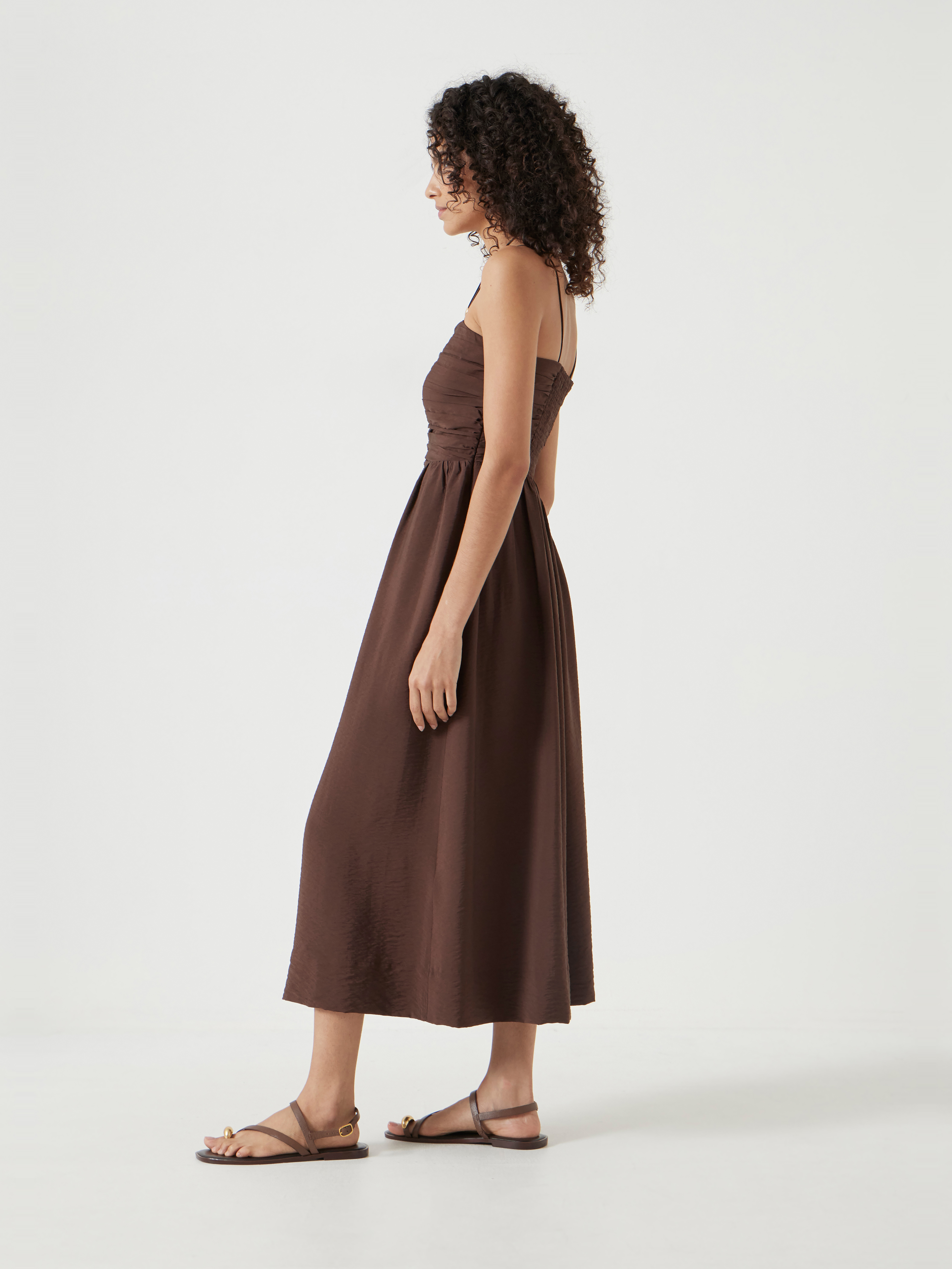 Air Flow Strappy Gathered Midi Dress
