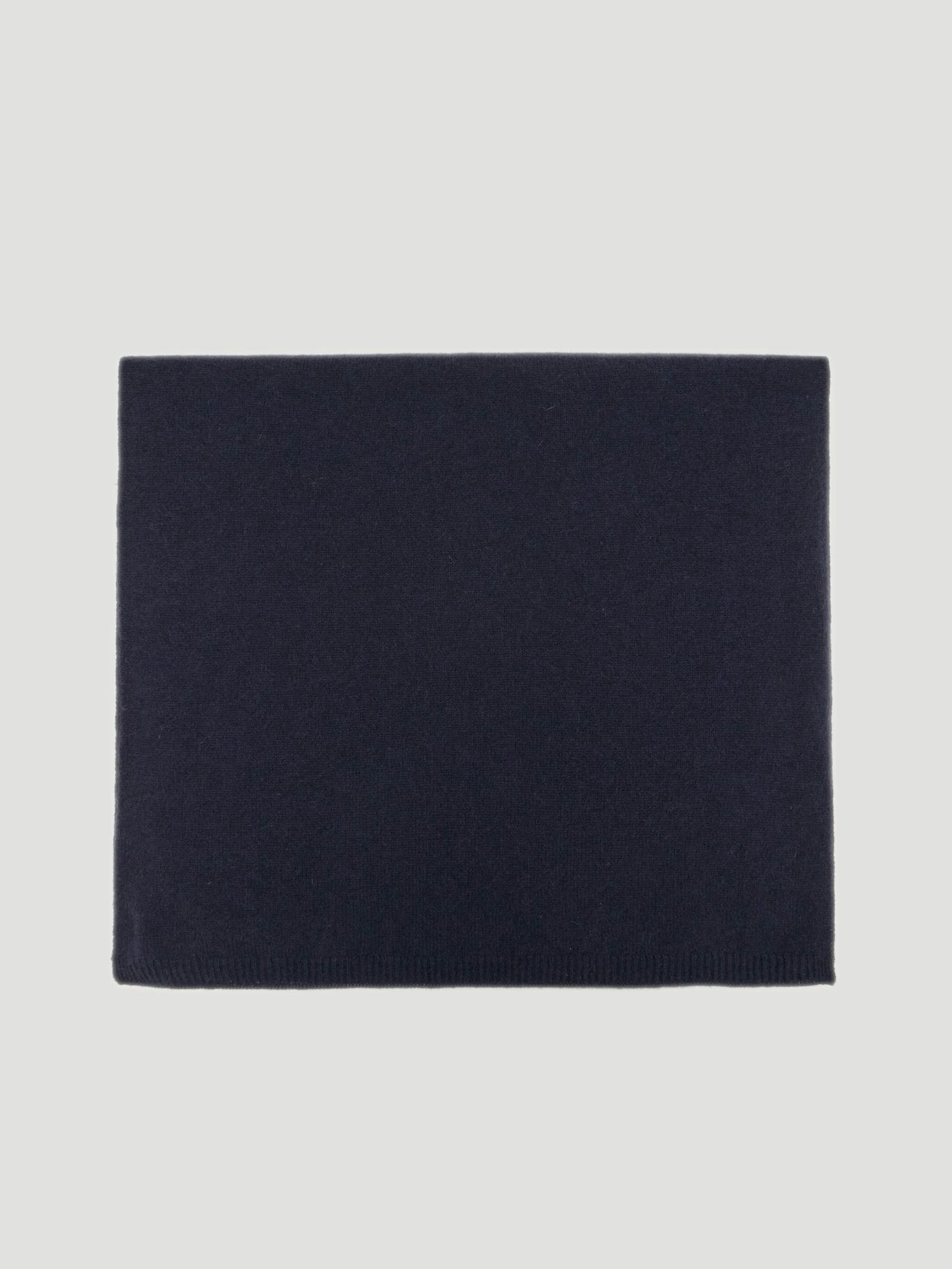 014371-1652-04 Cashmere Scarf