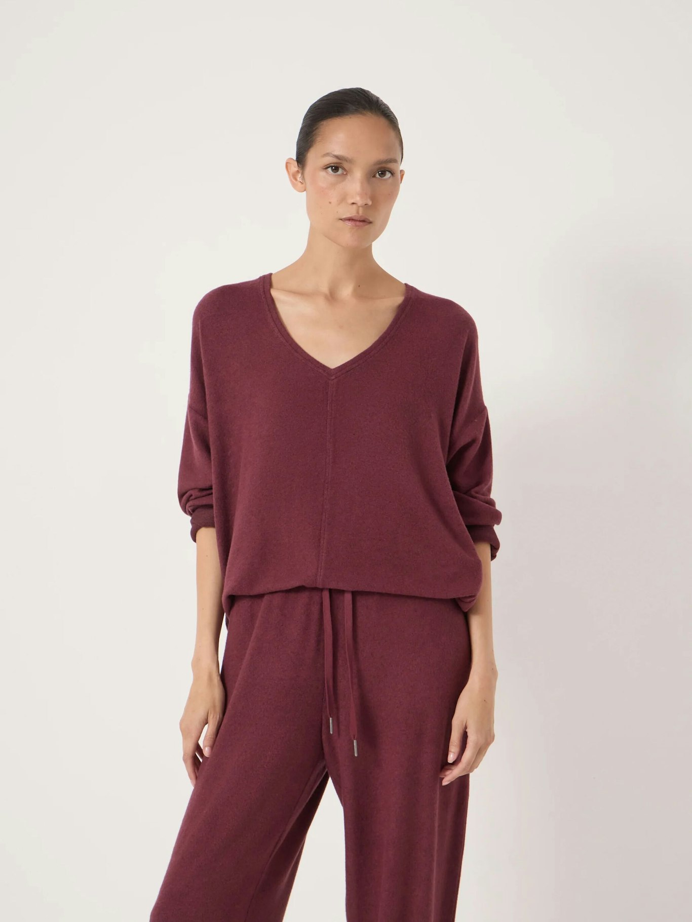 013879-1410-01 Gillian Supersoft V Neck Top