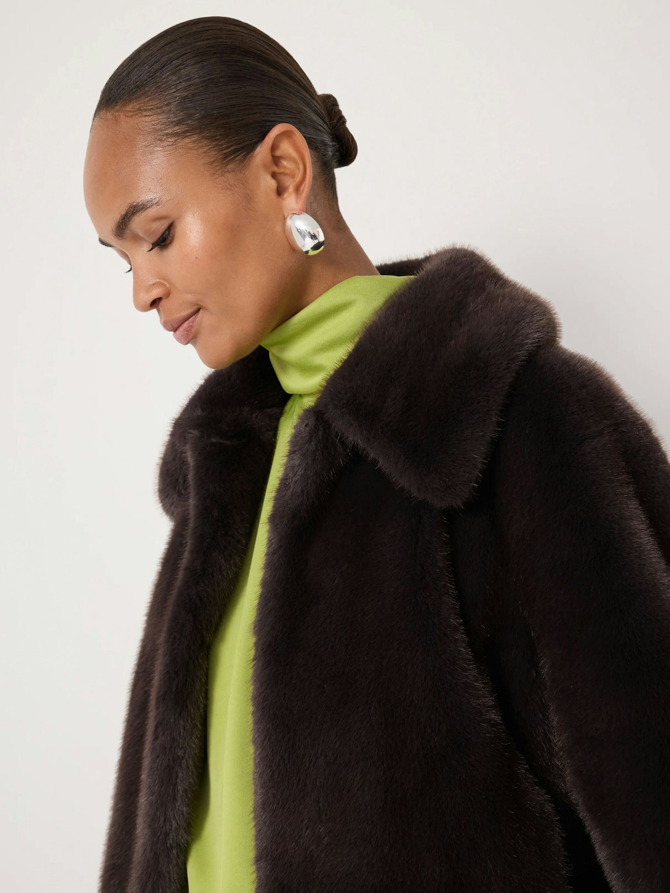 013909-4840-04 Freya Lined Faux Fur Coat