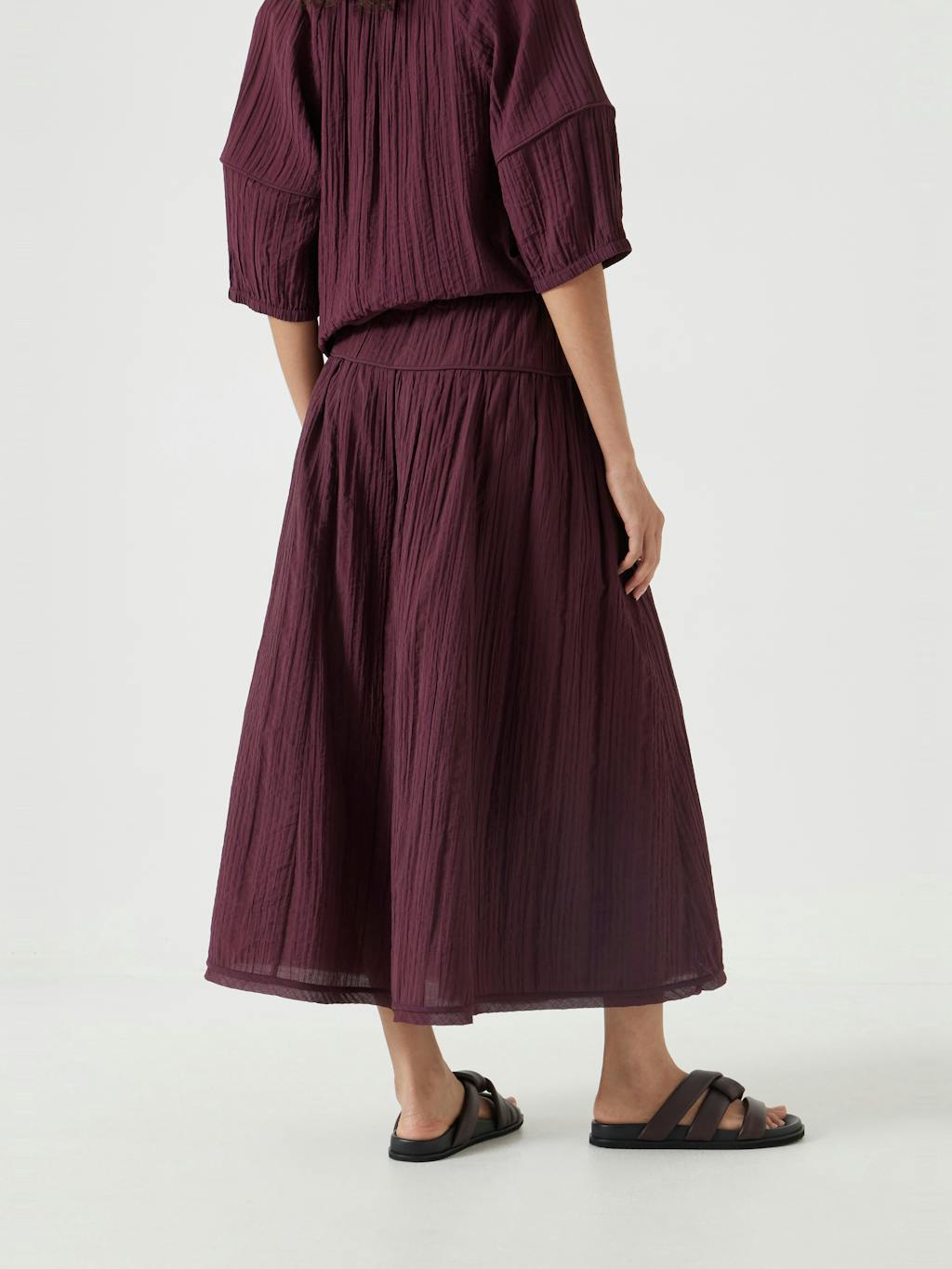 013418-3278-04 Gathered Detail Midi Skirt