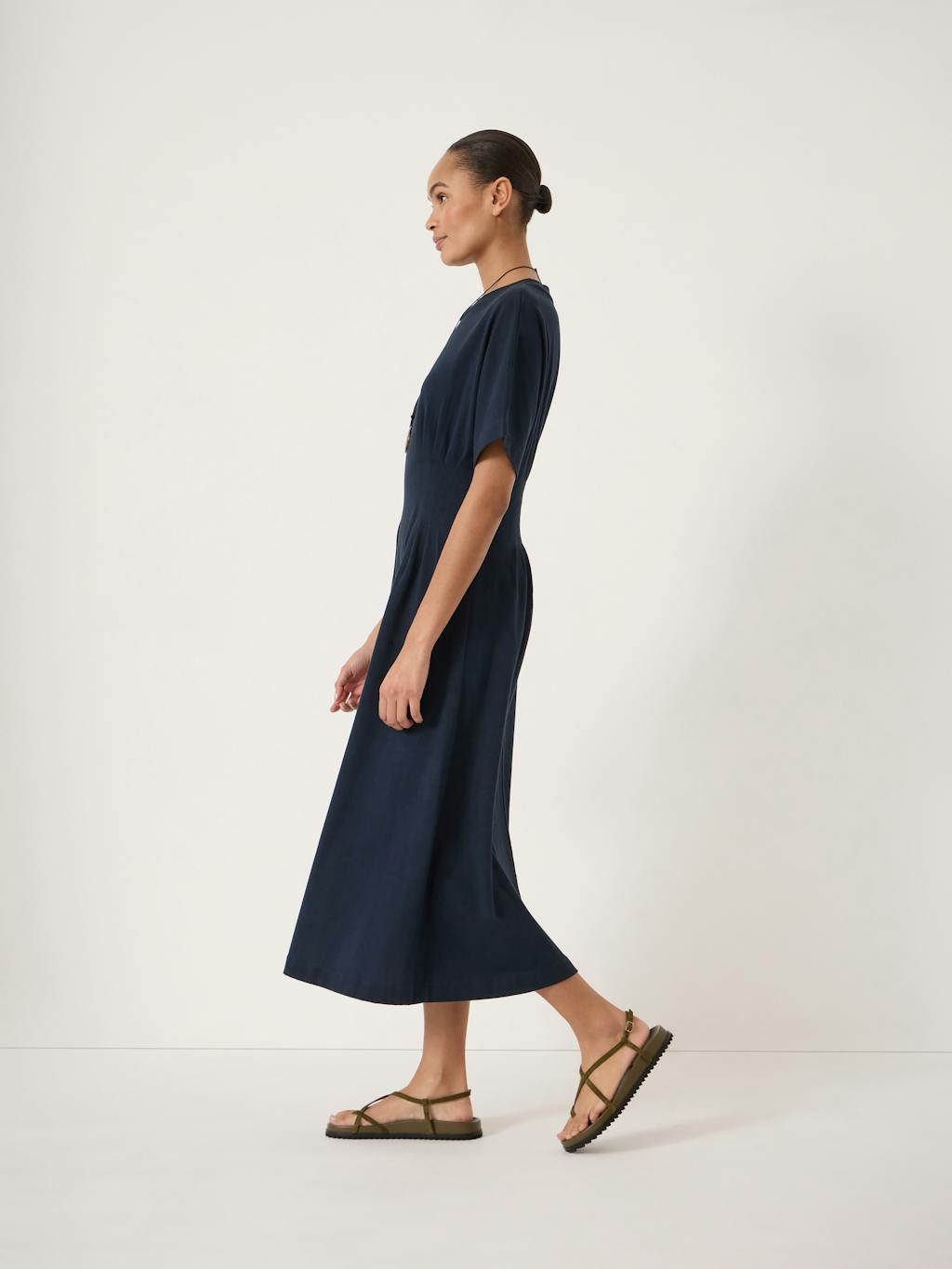 015128-1658-02 Esta Pintuck Jersey Midi Dress