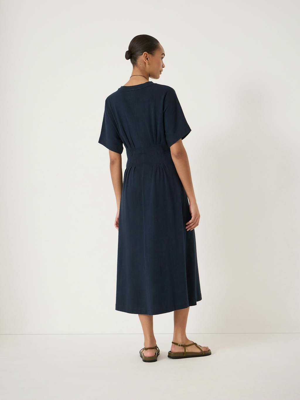 015128-1658-03 Esta Pintuck Jersey Midi Dress