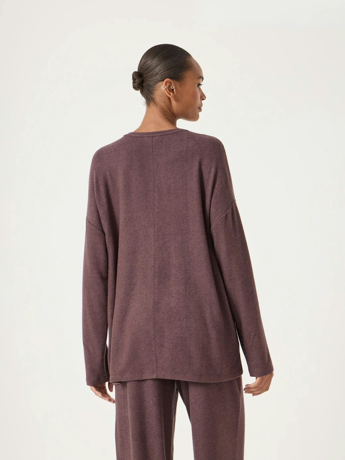 013879-4442-03 Gillian Supersoft V Neck Top