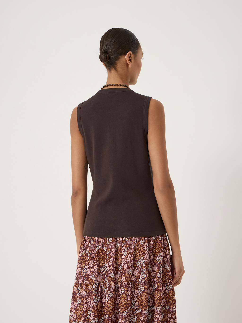 014630-0450-03 Ayana Button Ribbed Vest