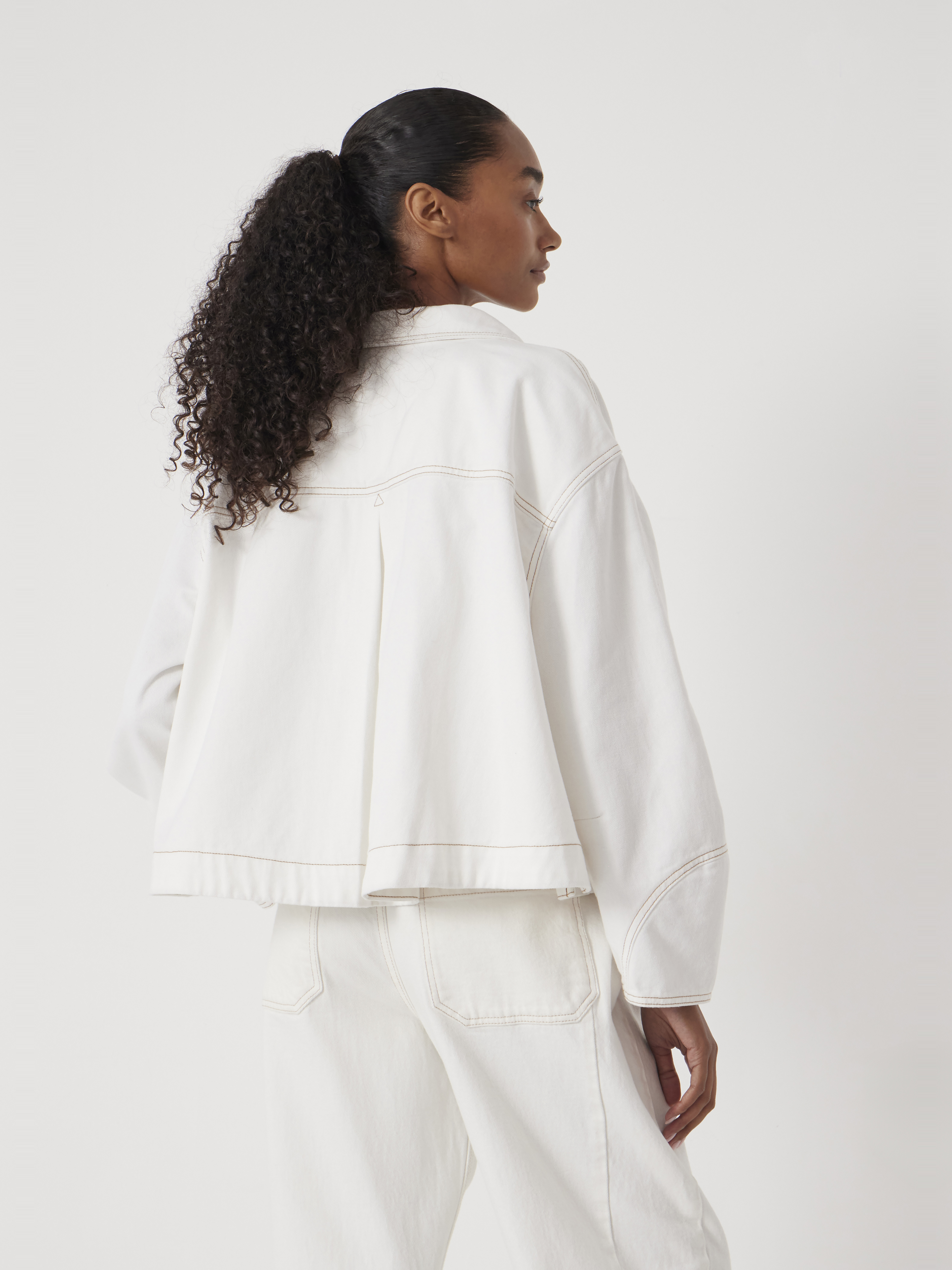 Cotton Barrel Sleeve Swing Jacket