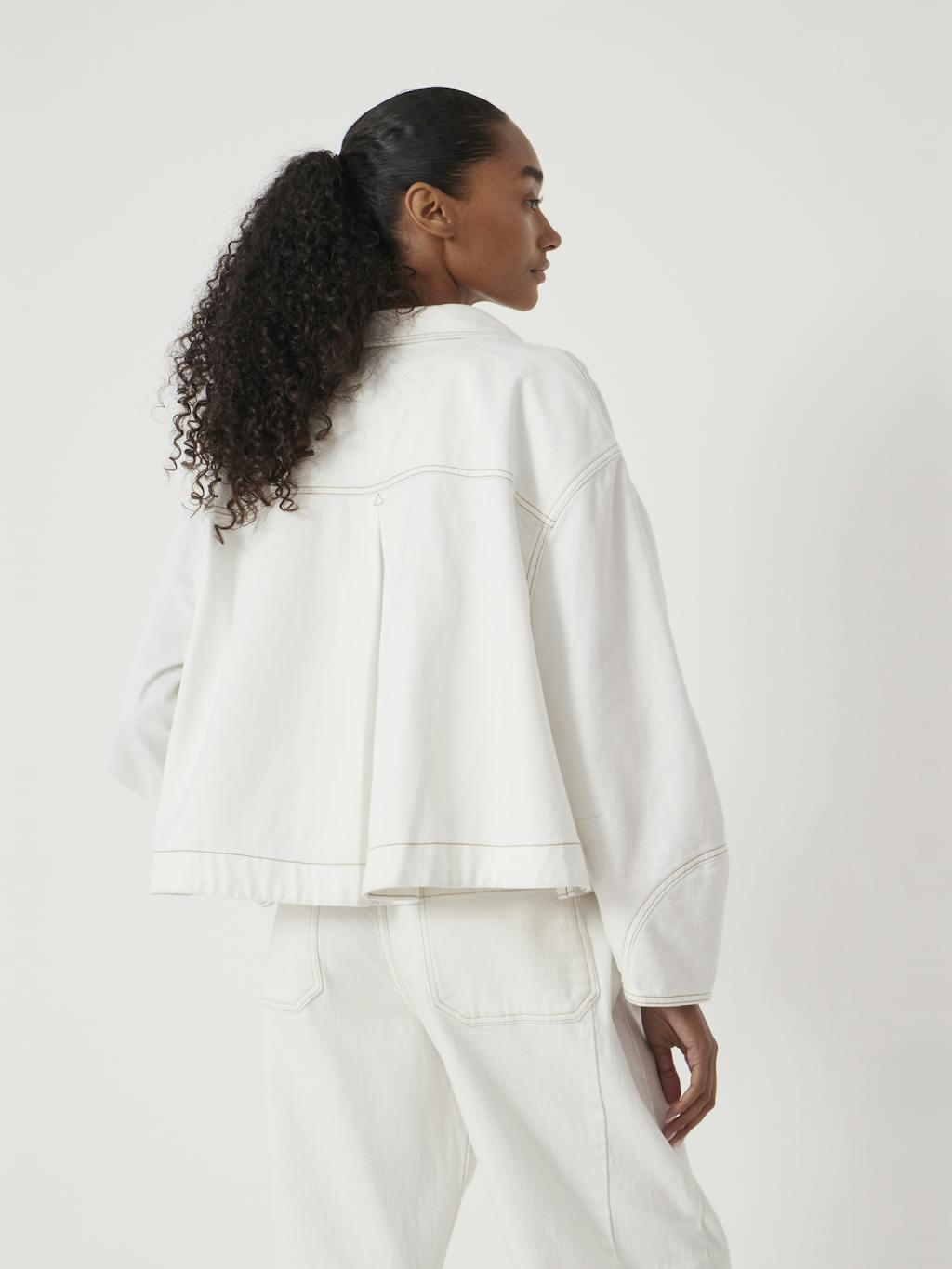 013907-0001-03 Cotton Barrel Sleeve Swing Jacket