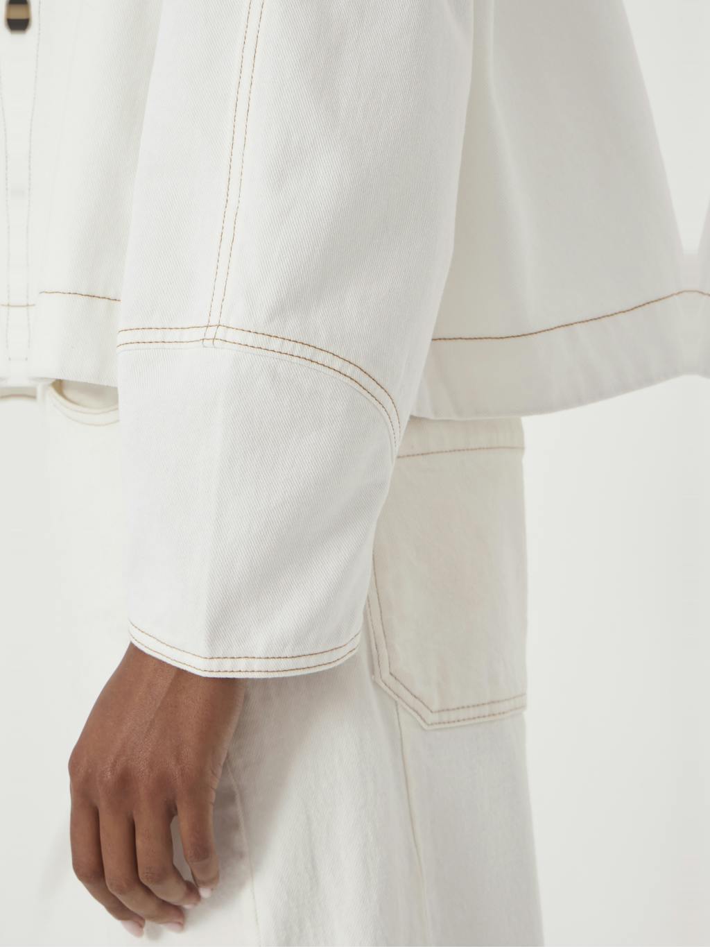 013907-0001-04 Cotton Barrel Sleeve Swing Jacket