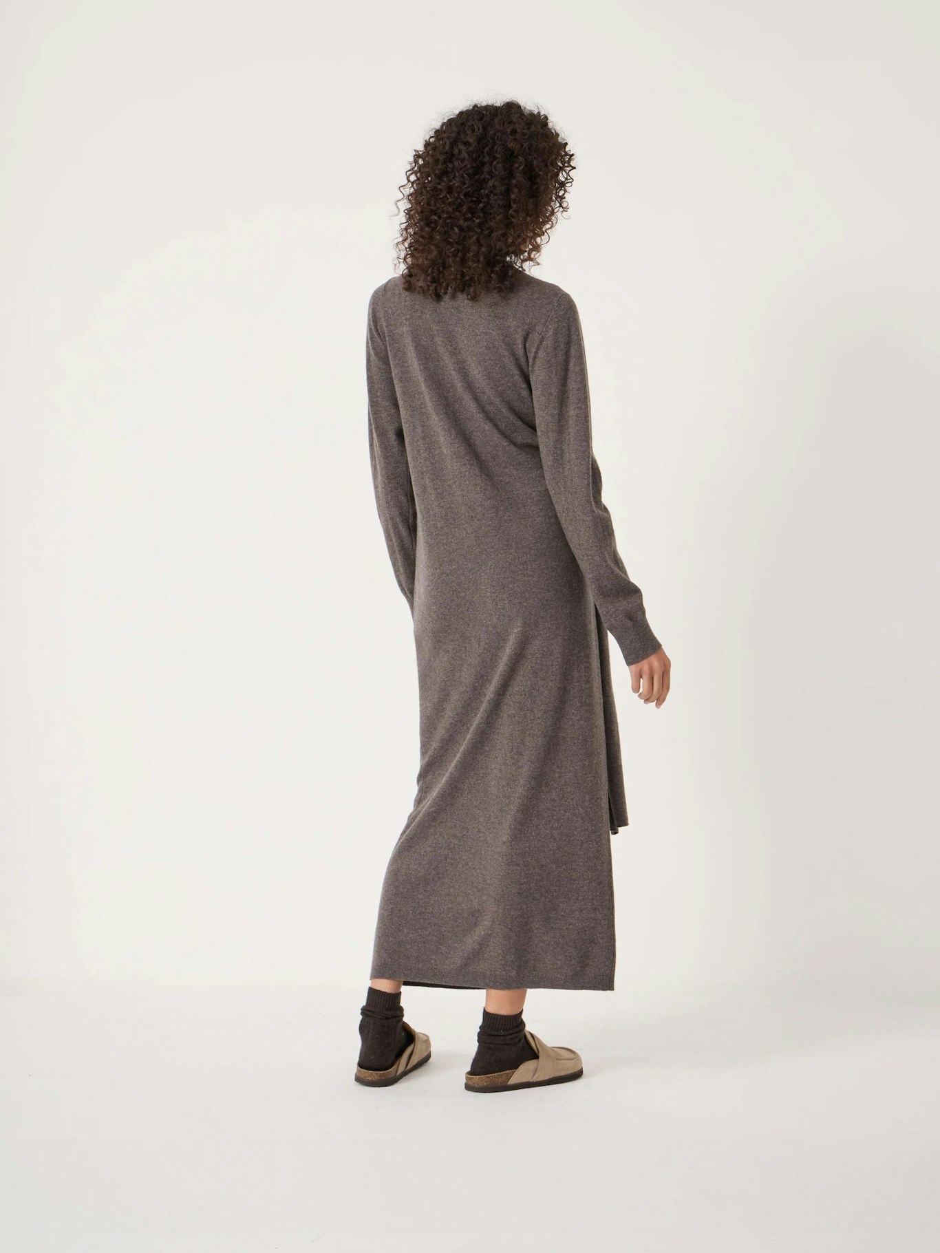 013971-3720-03 Merino V-Neck Tie Detail Dress