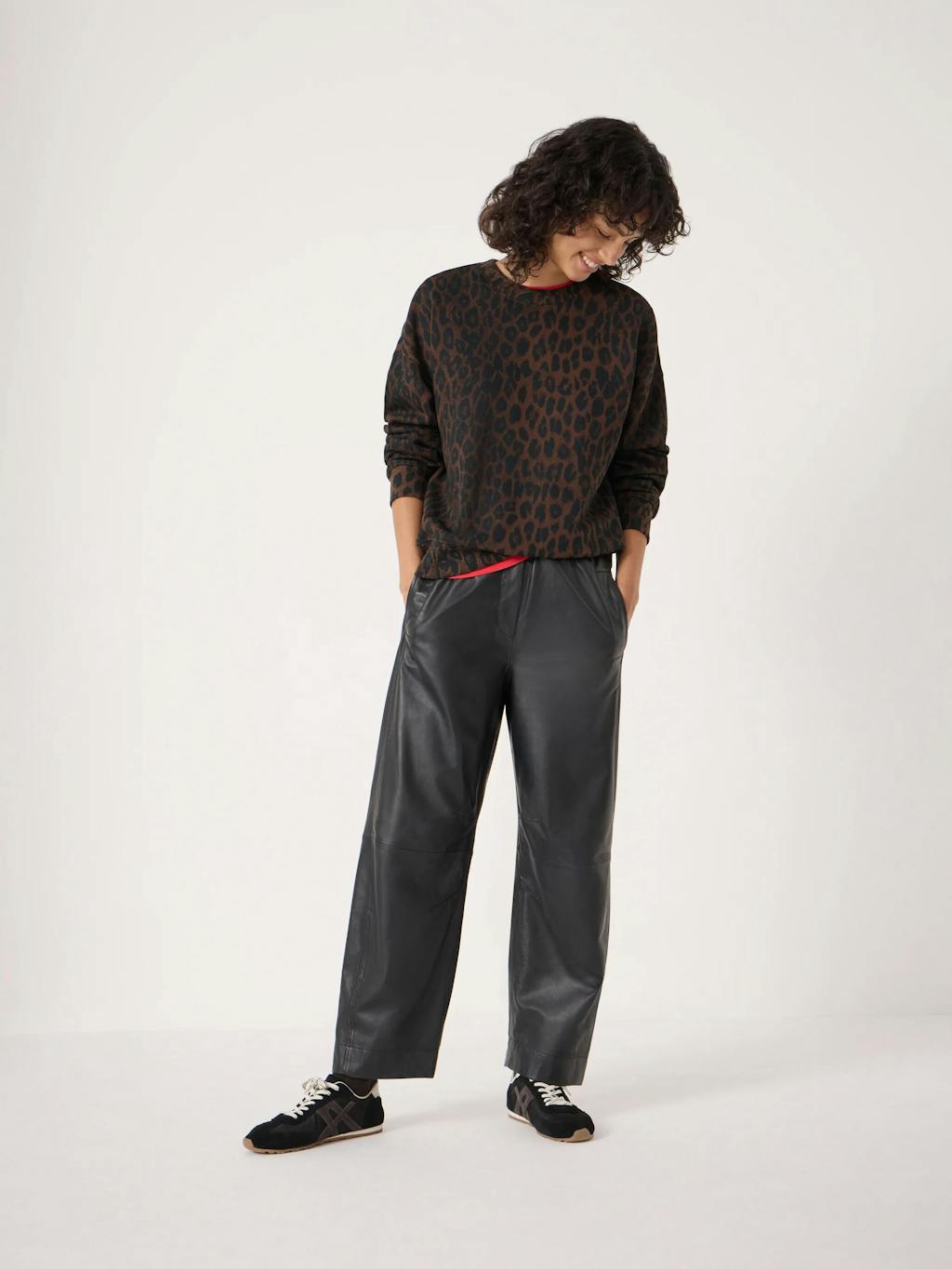 014549-4604-02 Leopard Print Sweatshirt