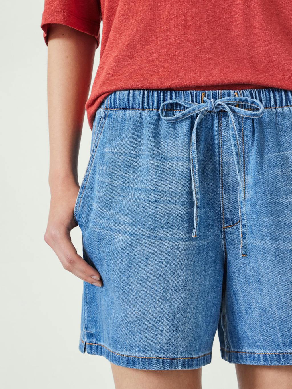 011149-2797-04 Betty Denim Pull On Shorts