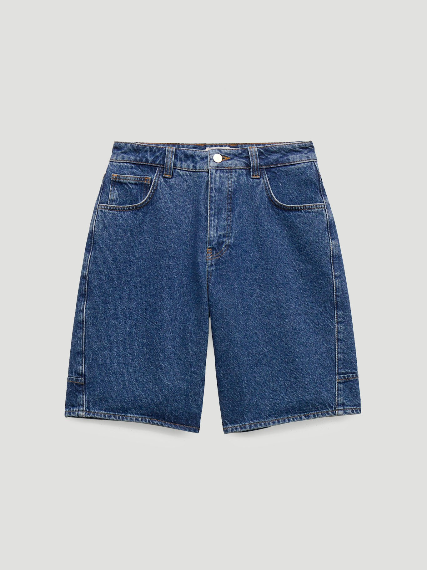 014465-3146-07 Bree Mid-Rise Long Denim Shorts