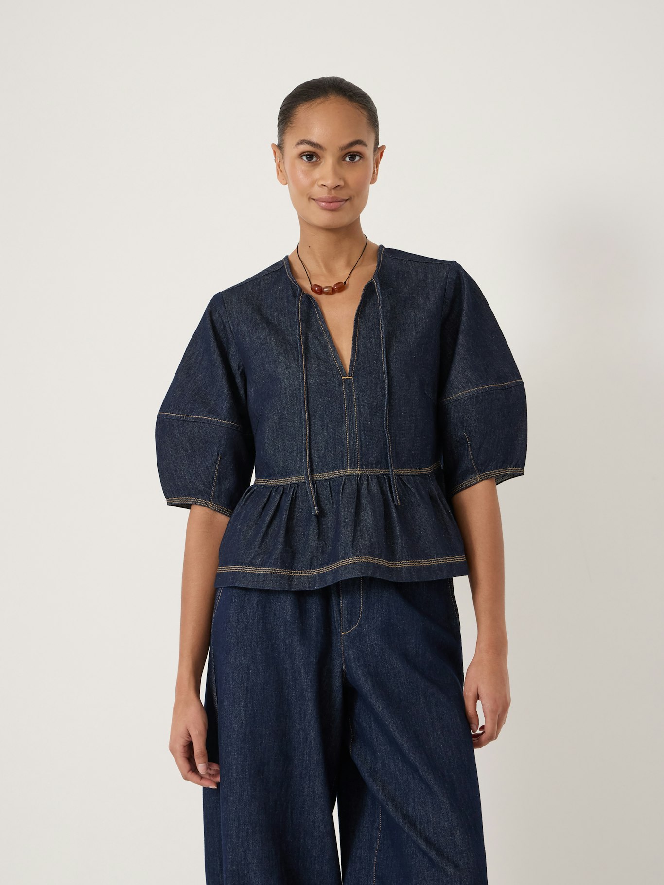 014571-4519-01 Betty Barrel Sleeve Denim Top