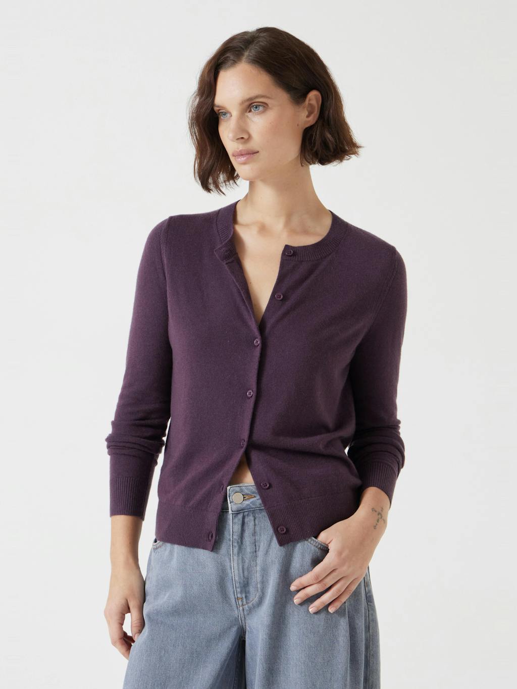 012611-1384-01 Wool Blend Slim Knitted Cardigan