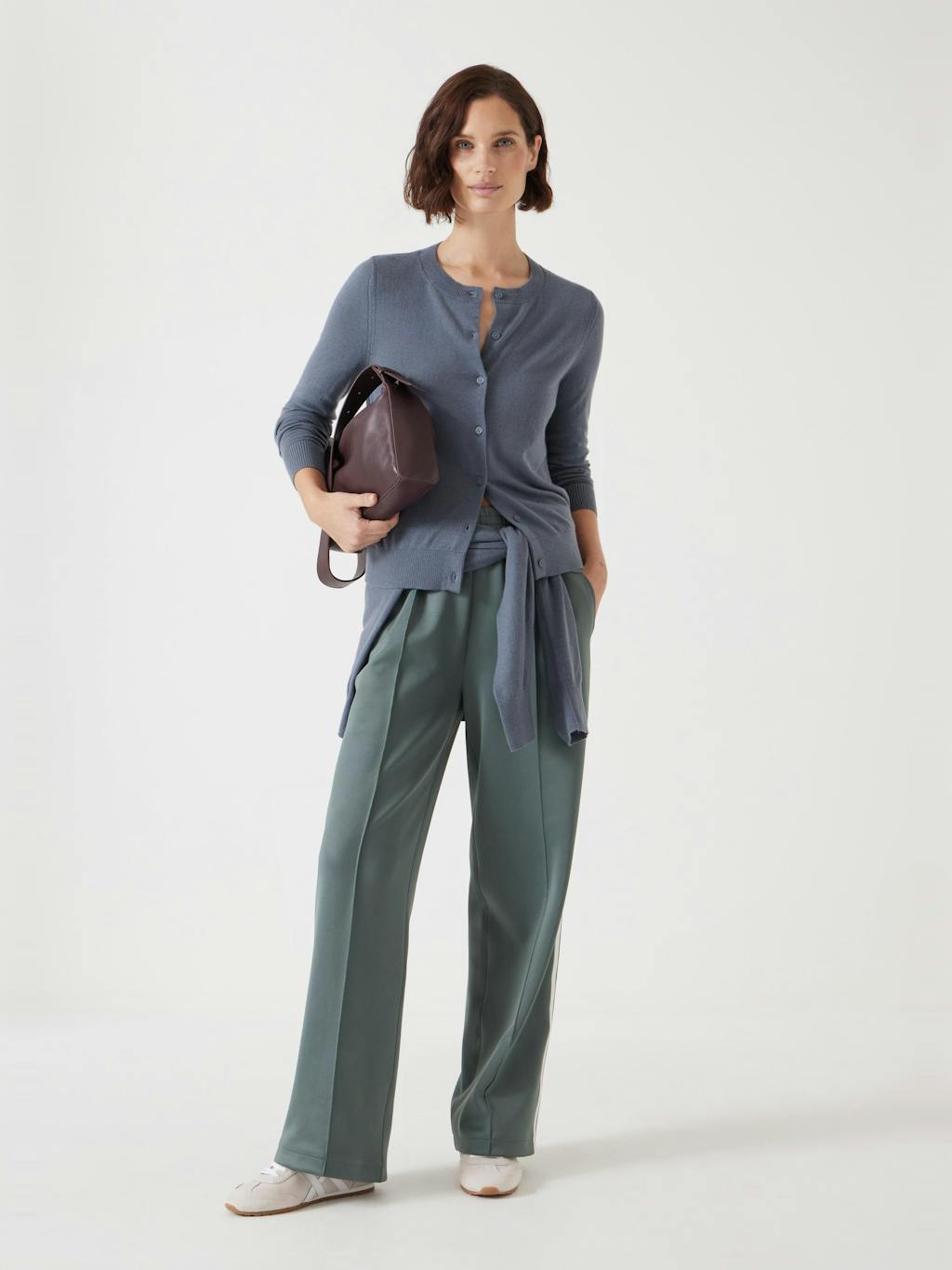 012611-1650-02 Wool Blend Slim Knitted Cardigan