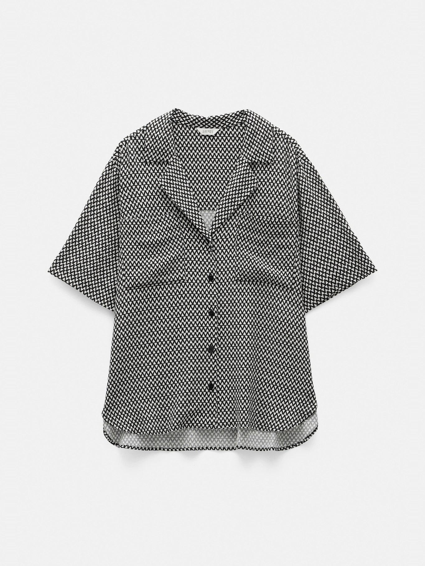 013225-4766-07 Revere Collar Short Sleeve Shirt