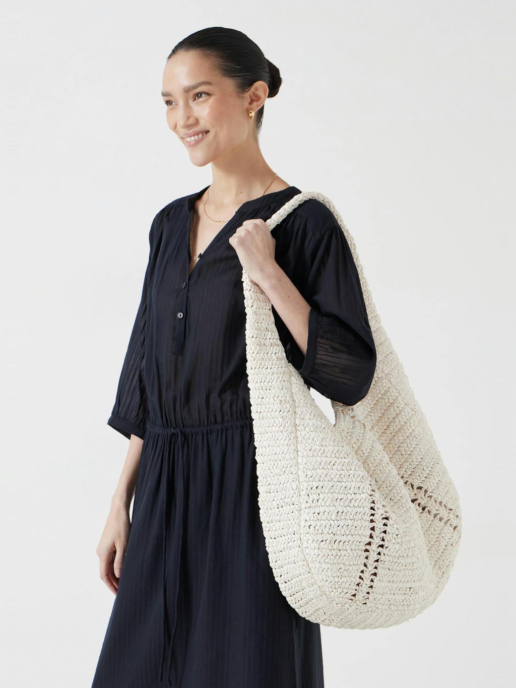 013226-0005-02 Raffia Oversized Tote Bag