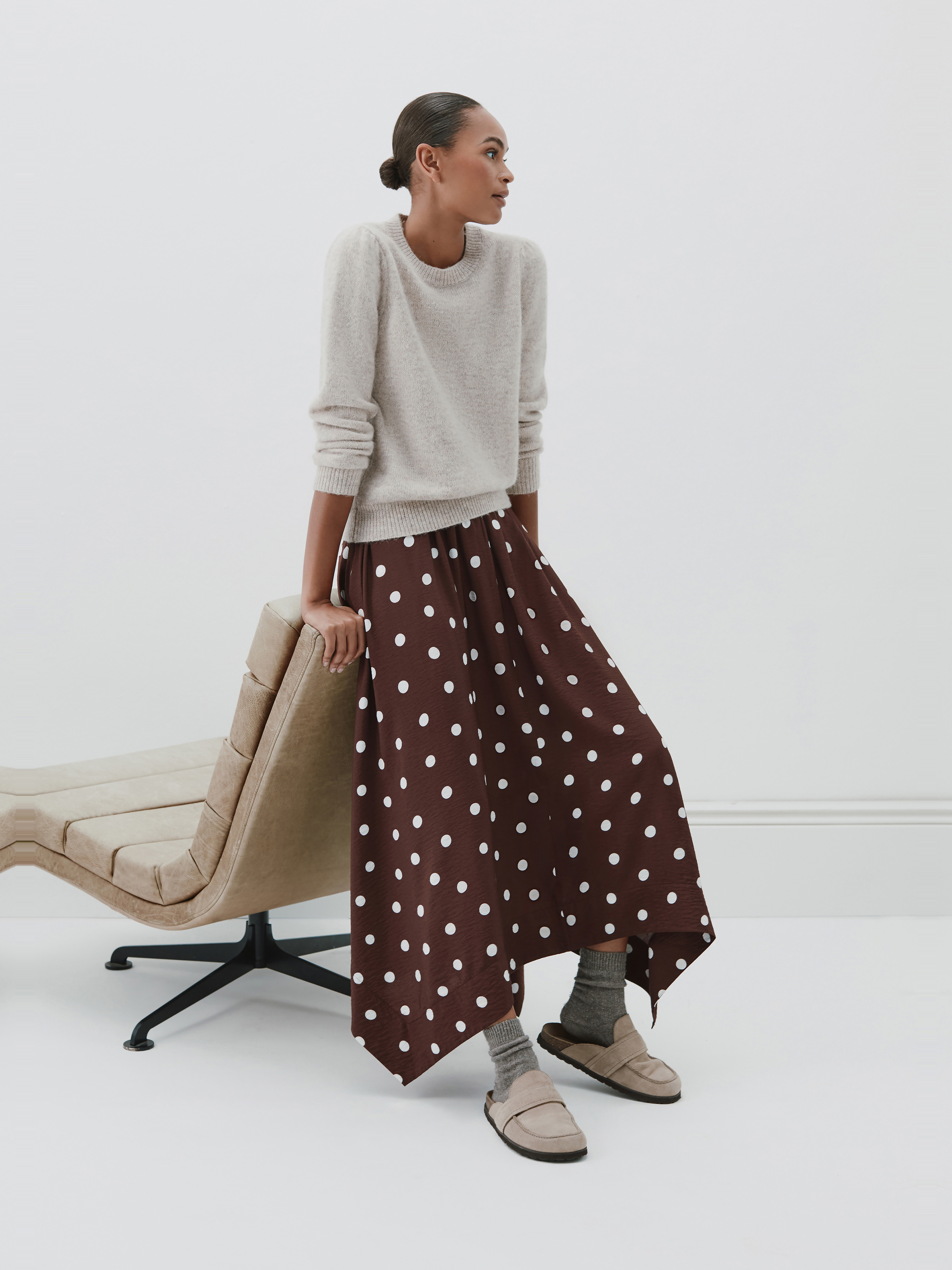 Air Flow Hanky Hem Skirt