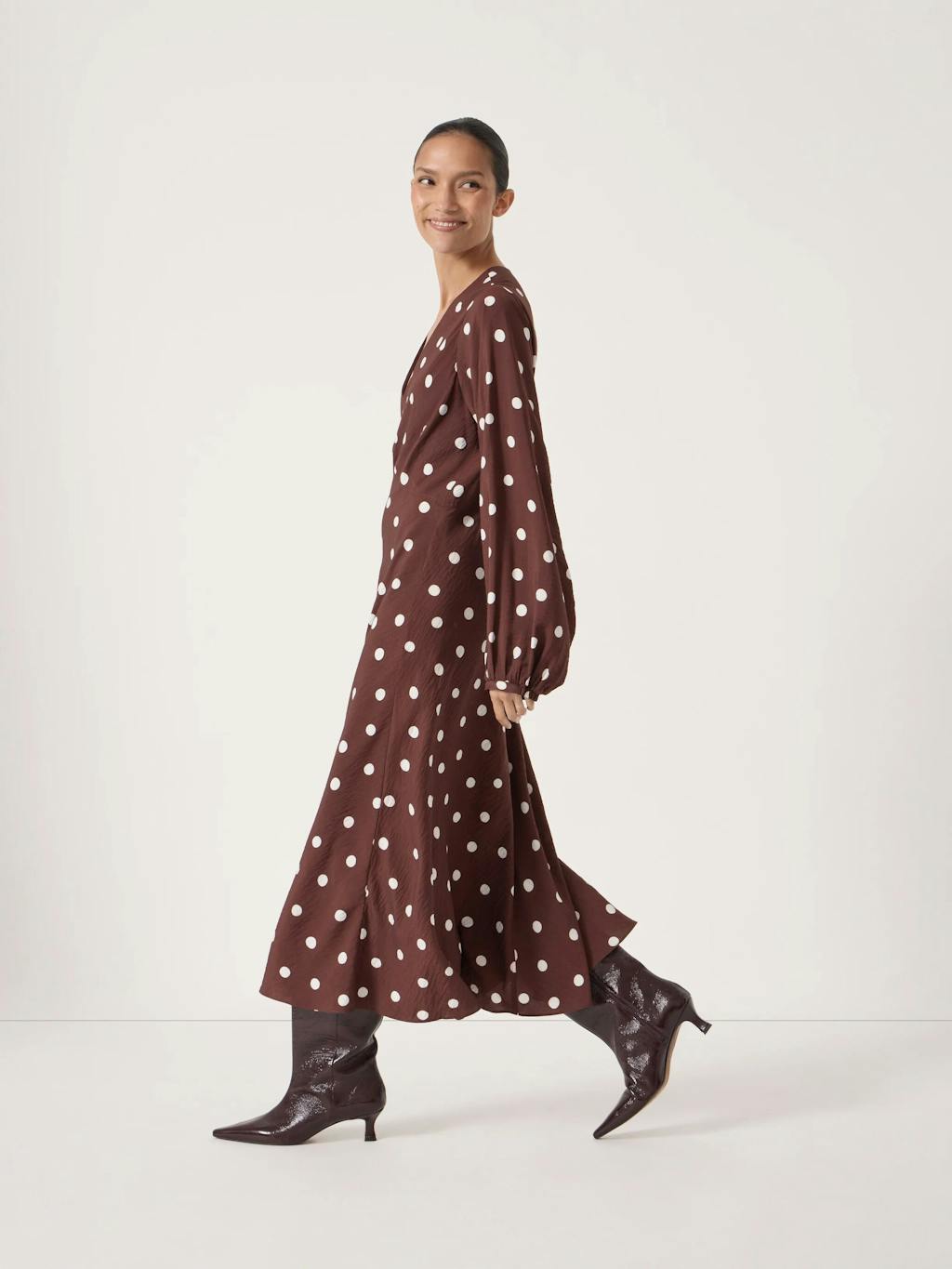 014470-4884-02 Grace V-Neck Long Sleeve Dress