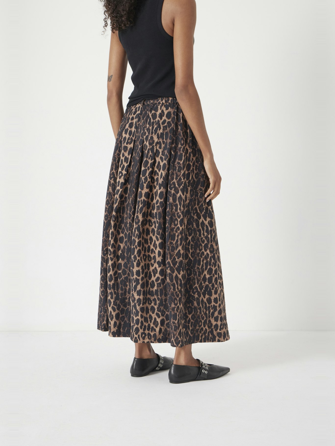 014265-4604-04 Ivy Pleated Midi Skirt