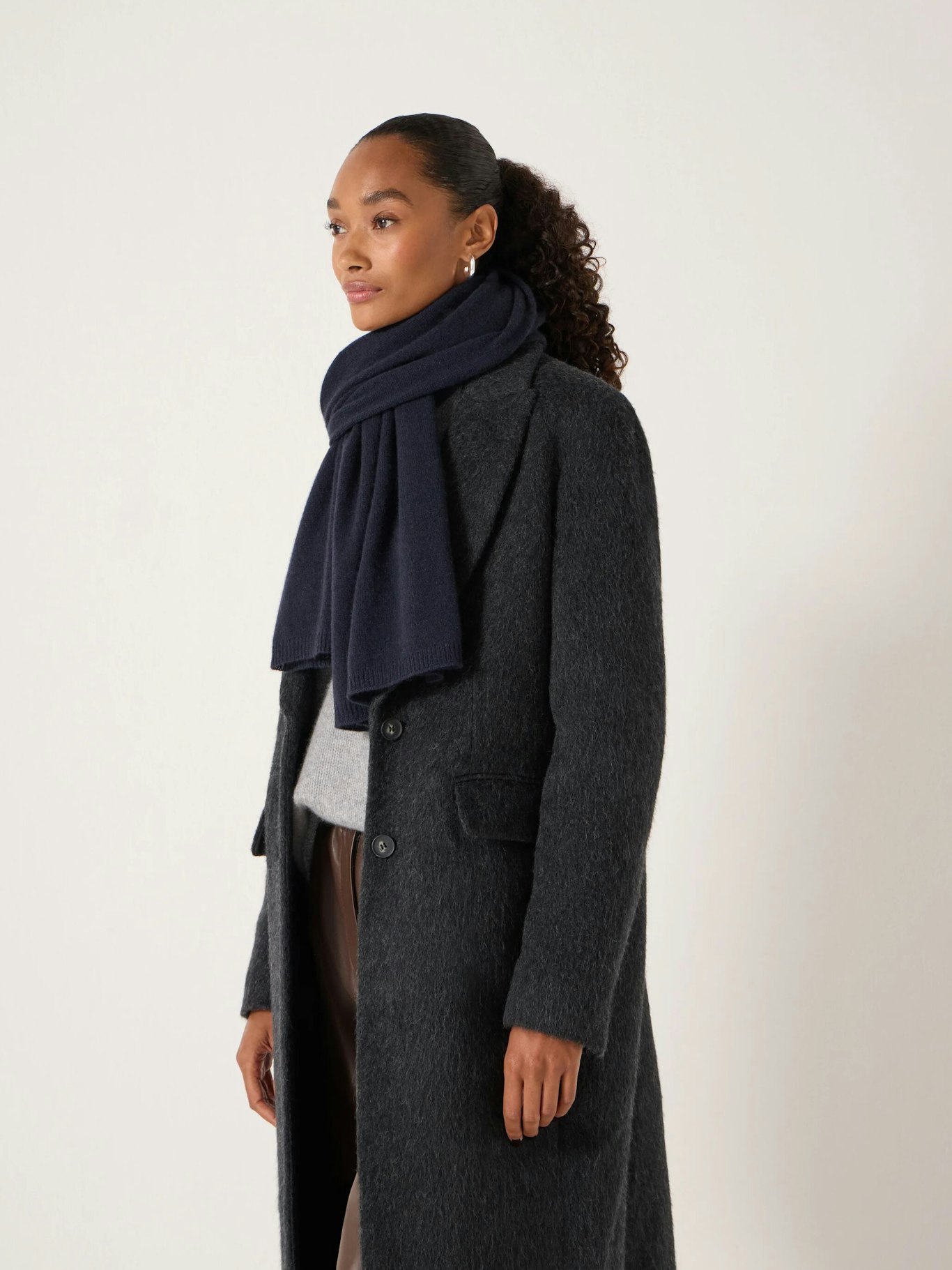 014371-1652-01 Cashmere Scarf