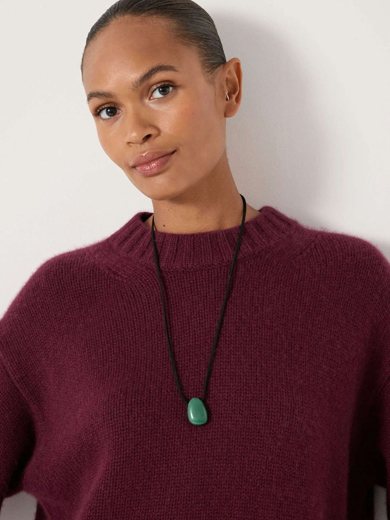 014623-2009-01 Stone Cord Necklace