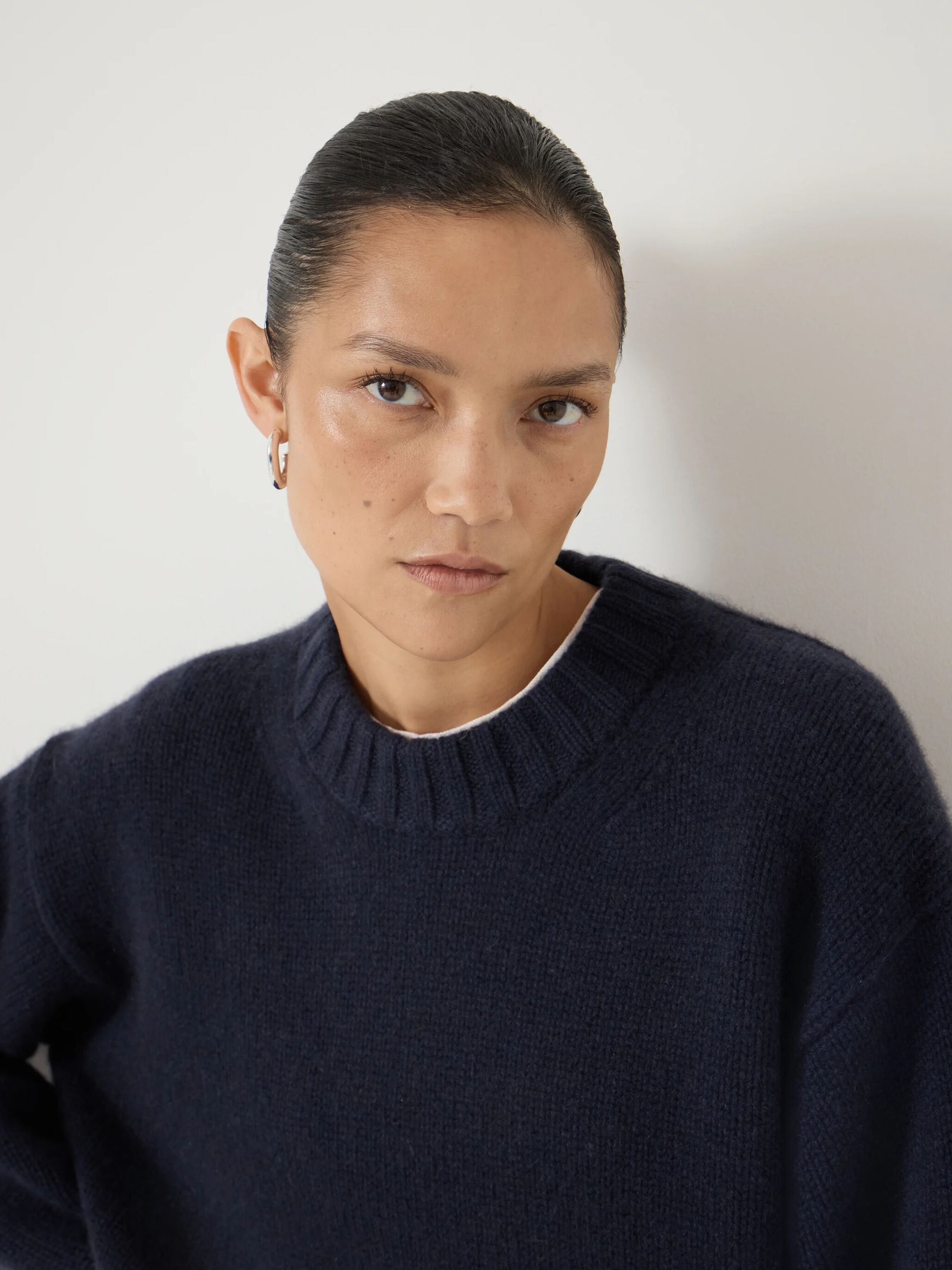 Cora Relaxed Chunky Cashmere Crew Jumper