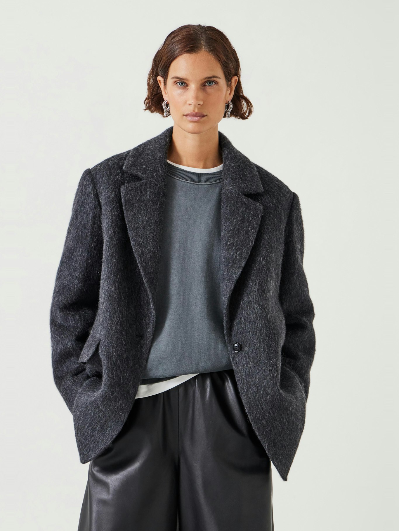 012321-0207-01 Jayde Italian Wool Lined Blazer