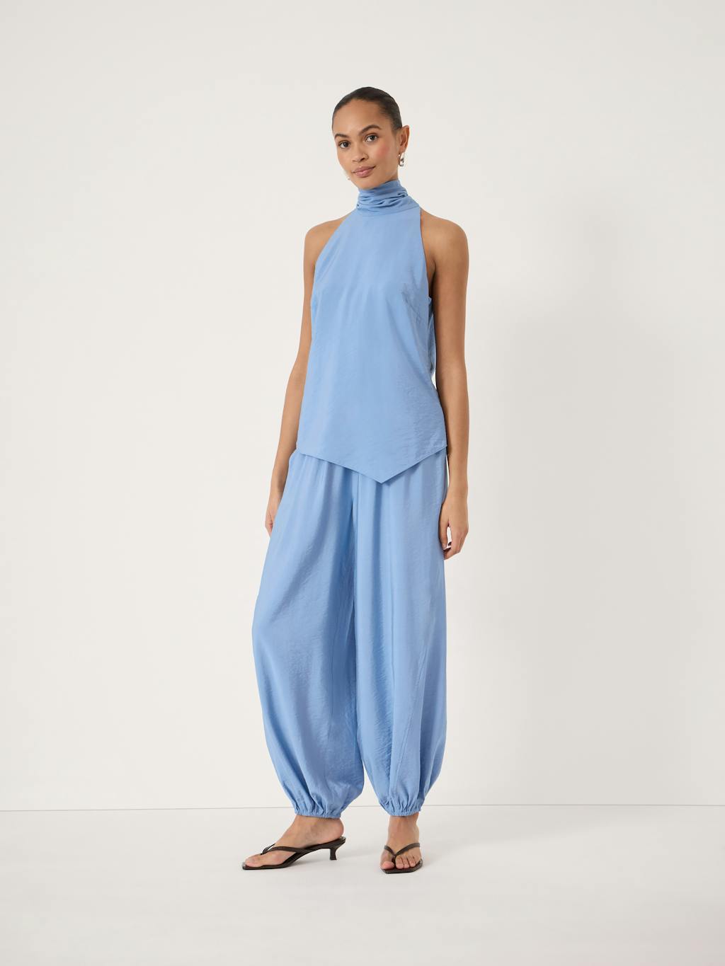 014645-1576-01 Amaris Airflow Bubble Hem Trousers