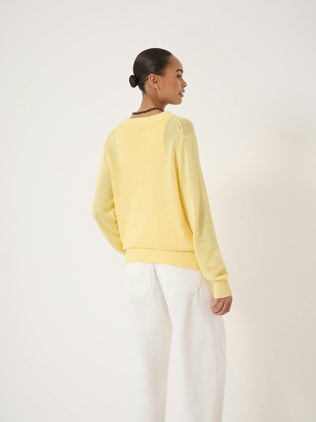 015098-0754-03 Coralie Linen Blend V Neck Jumper