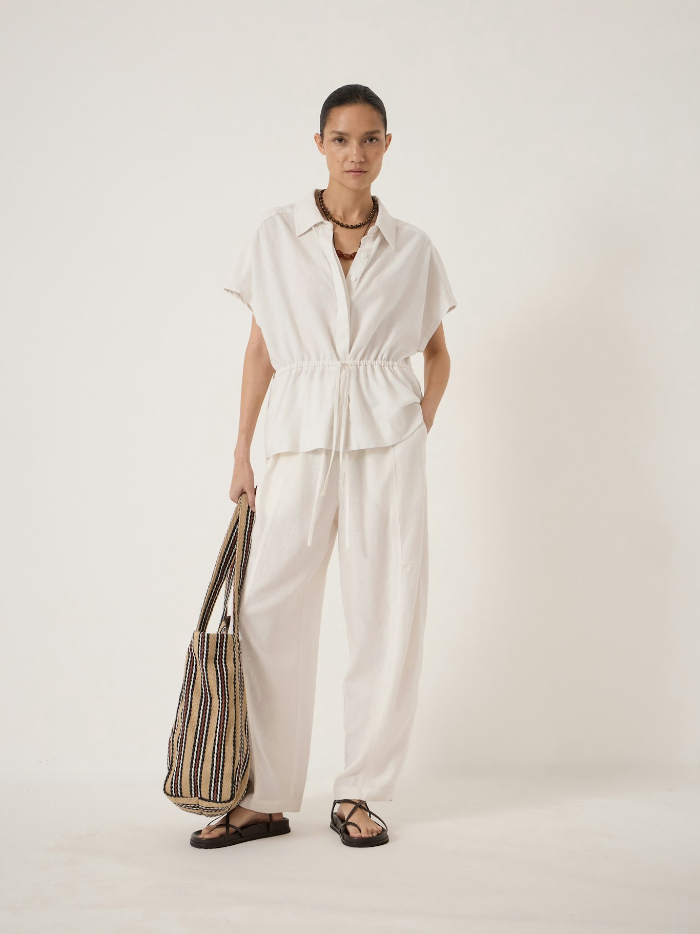 014771-0001-02 Mirai Linen Blend Short Sleeve Shirt