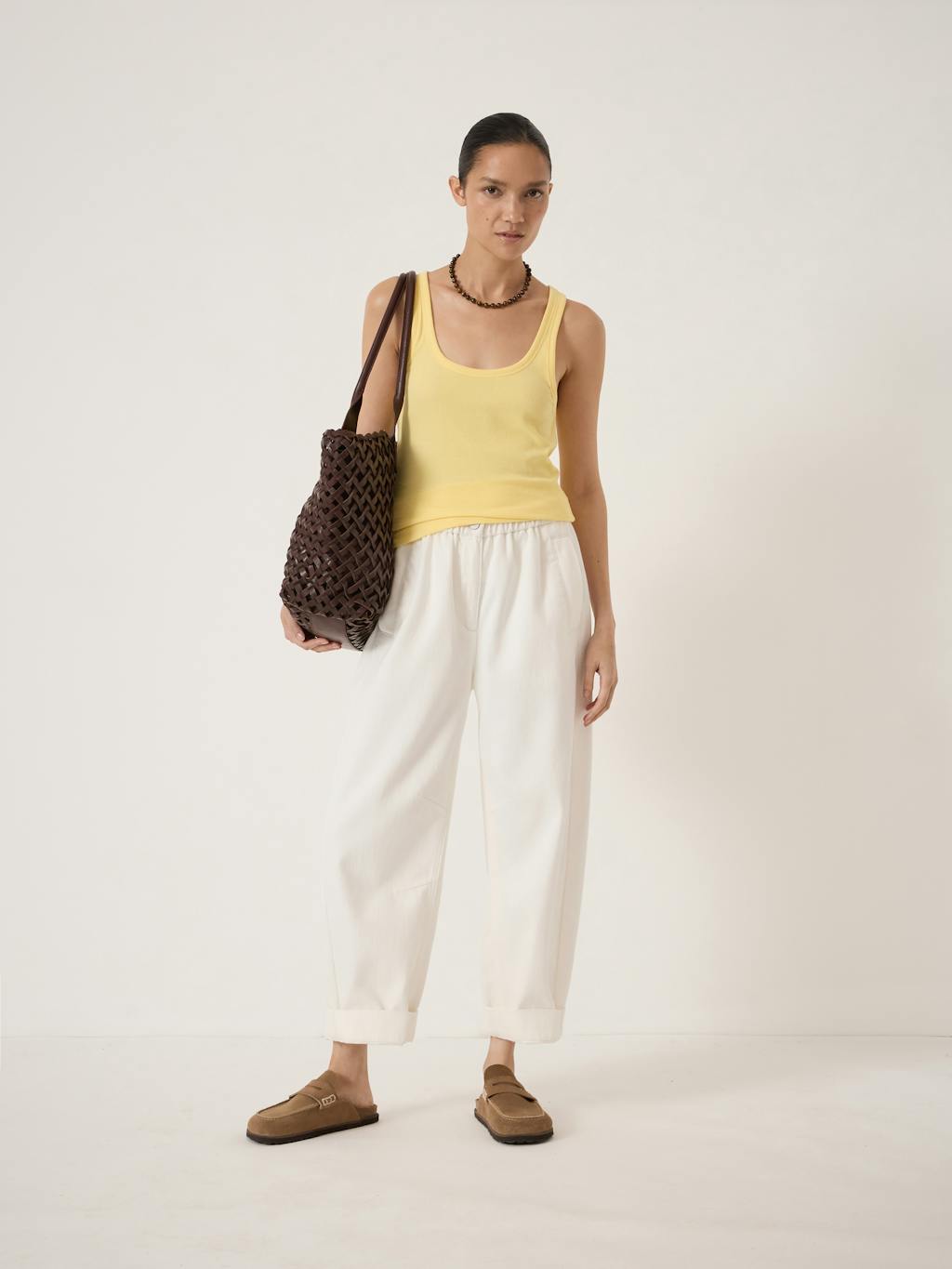 012669-0756-02 Scoop Neck Ribbed Vest