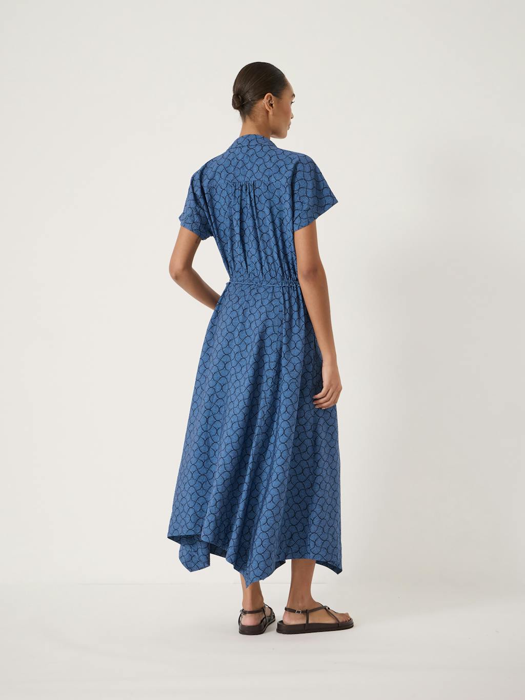 014544-4939-03 Lila Short Sleeve Hanky Hem Dress