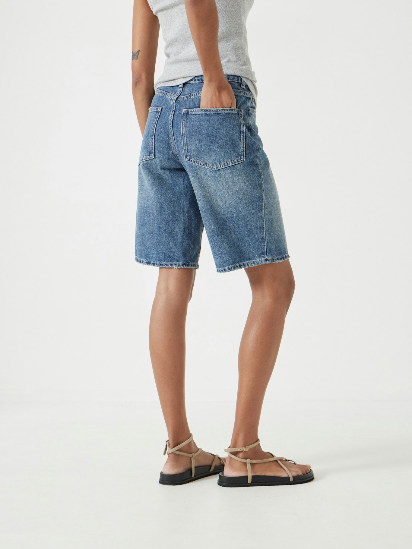 013358-3014-03 Denim Mid-Rise Long Bermuda Shorts