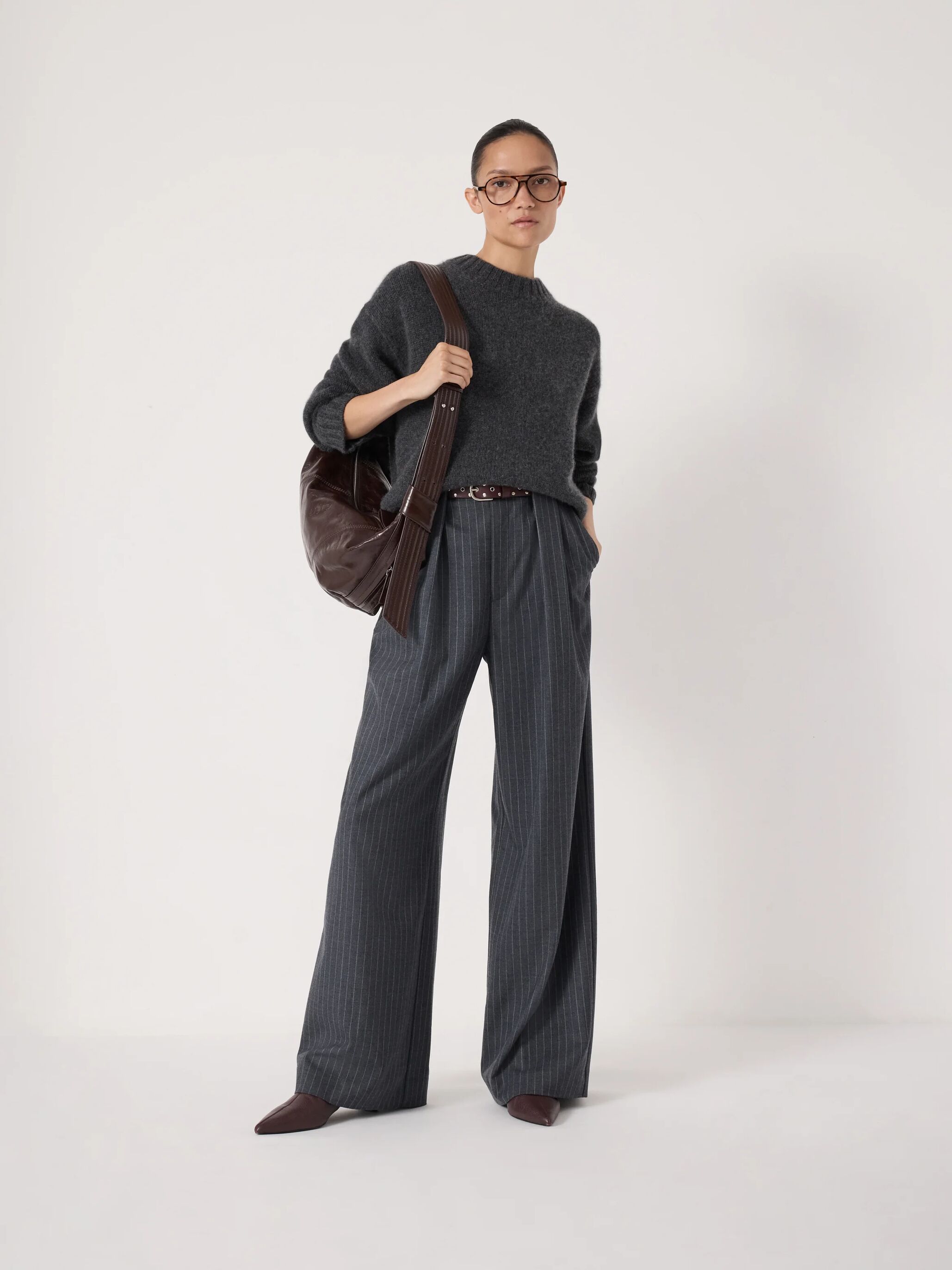 Cora Relaxed Chunky Cashmere Crew Jumper