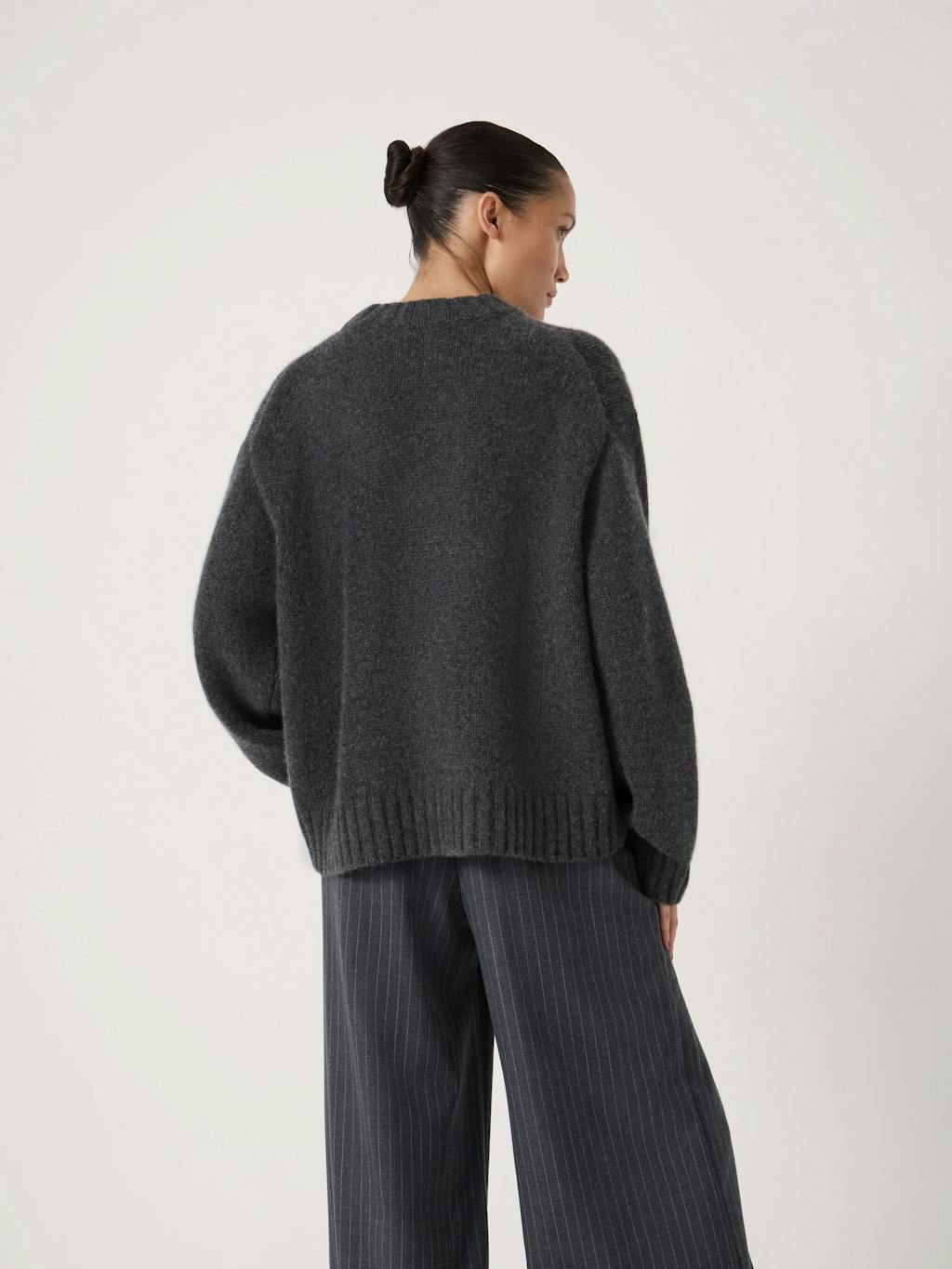 014260-2806-03 Cora Relaxed Chunky Cashmere Crew Jumper