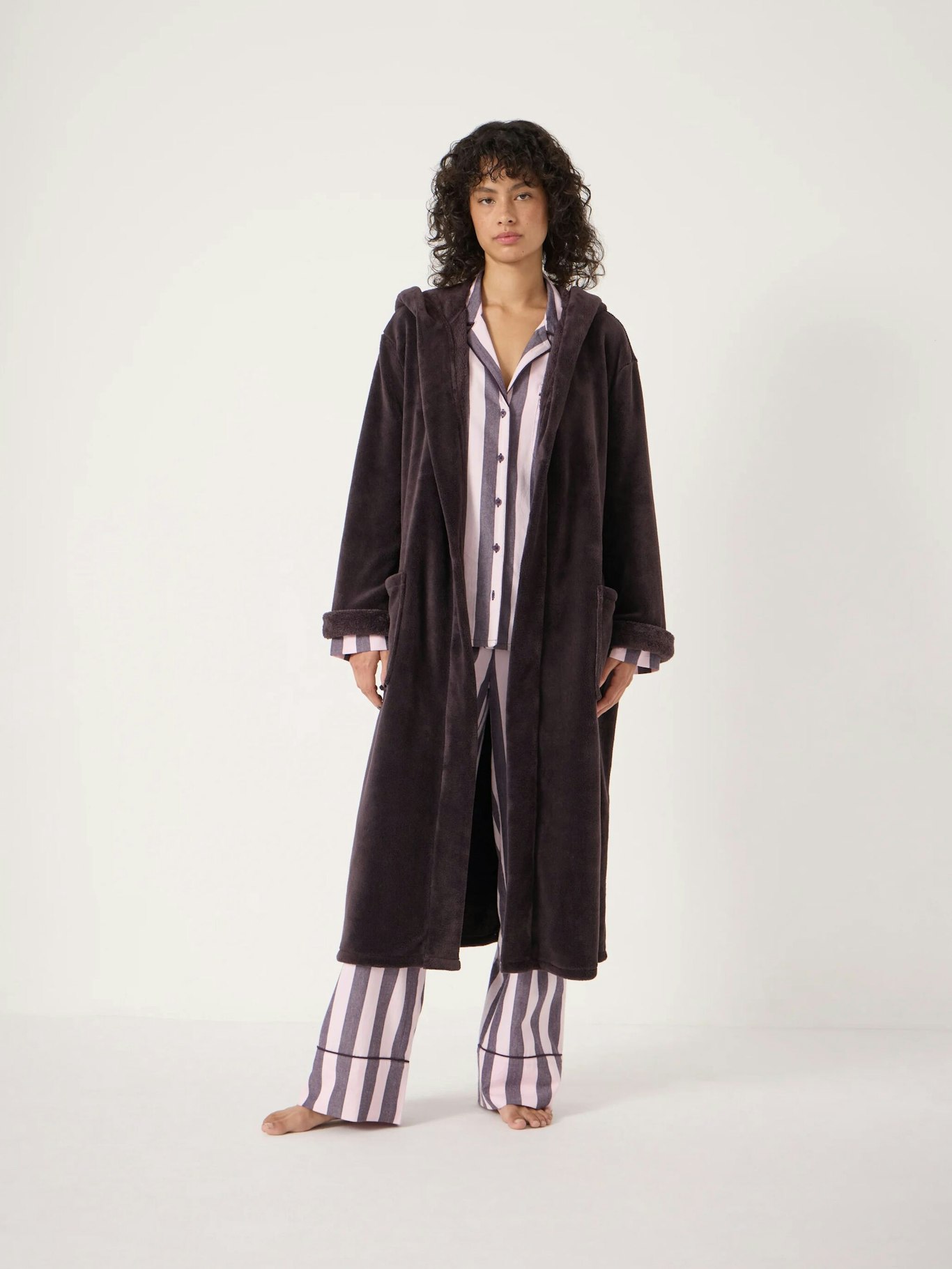 014189-4835-01 Fluffy Hooded Dressing Gown