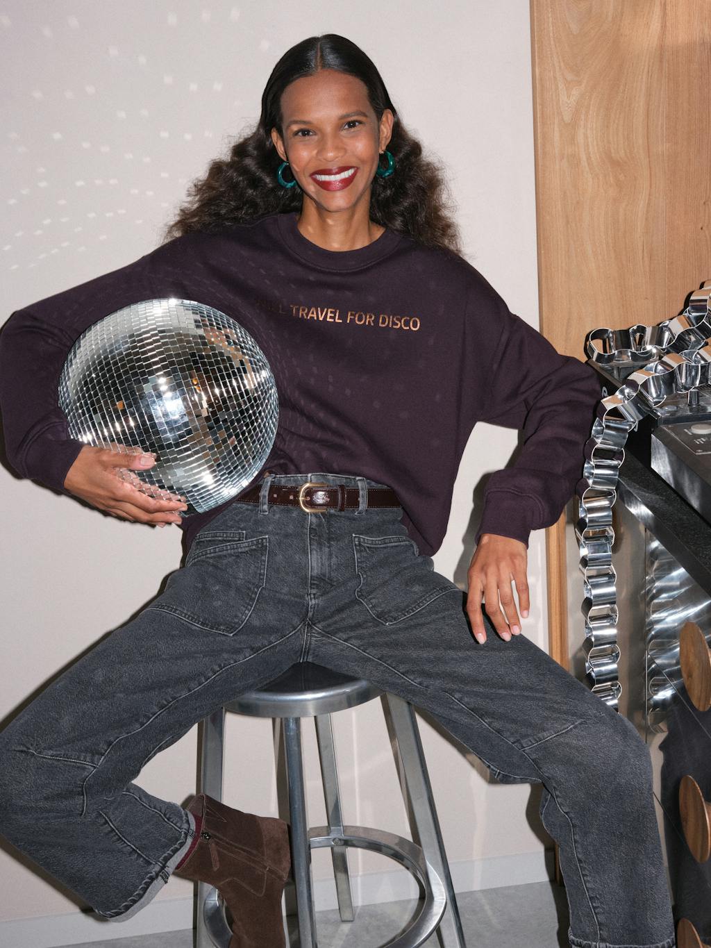 014614-4835-10 Disco Graphic Sweatshirt