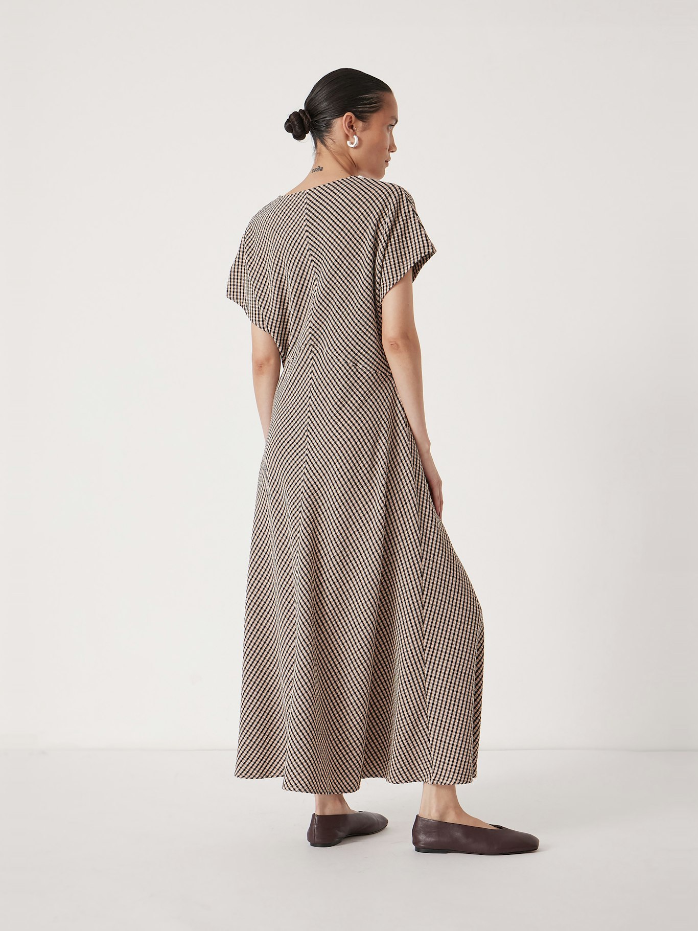 014545-0331-04 Grace Jersey Gingham Check V-Neck Maxi Dress