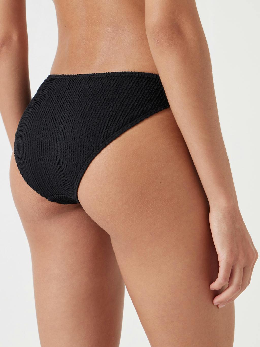 013144-0456-03 Cally Classic Crinkle Bikini Bottoms