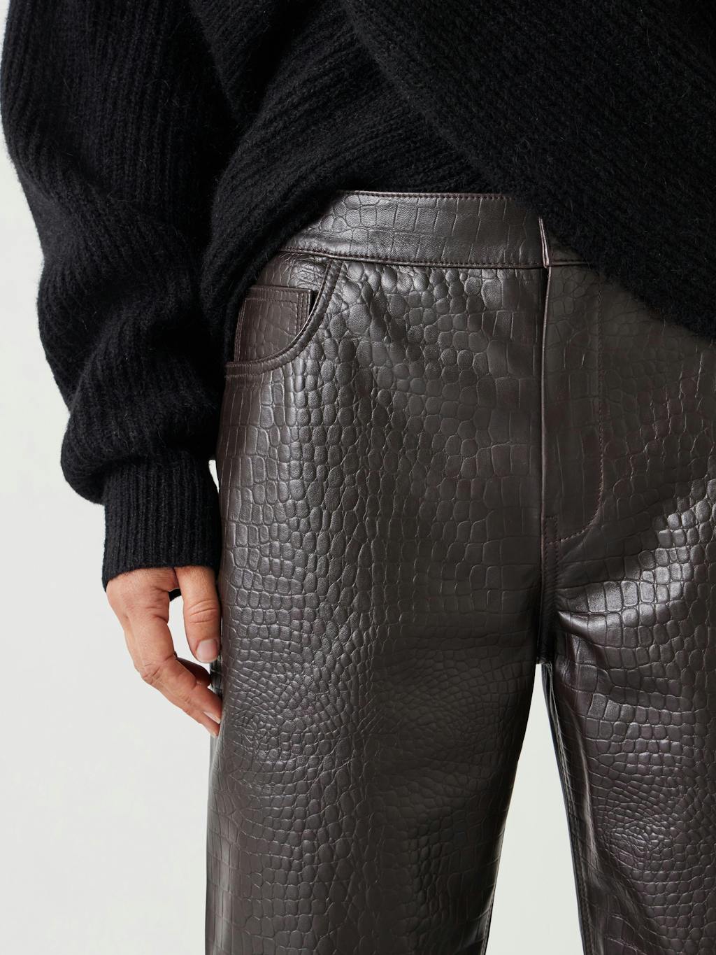 012537-0676-04 Crocodile Embossed Leather Trousers