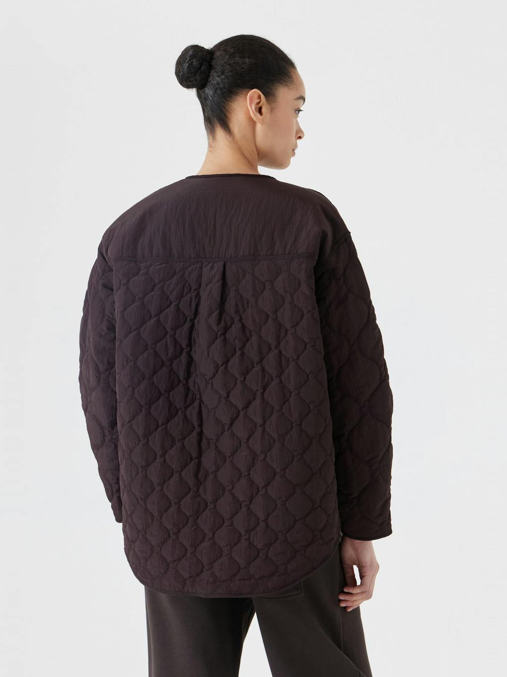 012535-1437-03 Anya Reversible Quilted Liner