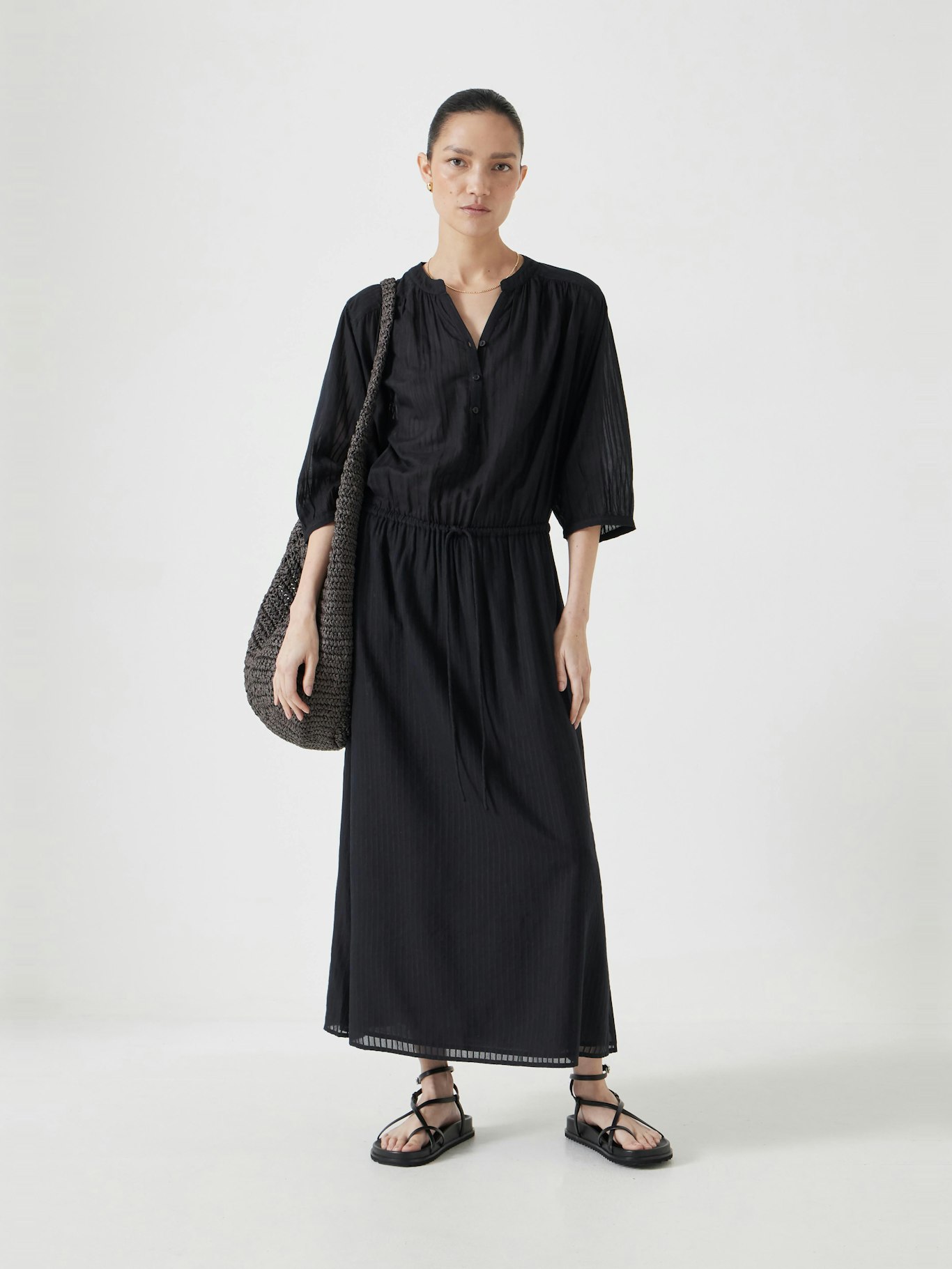 013548-0453-01 Lhea Midi Dress