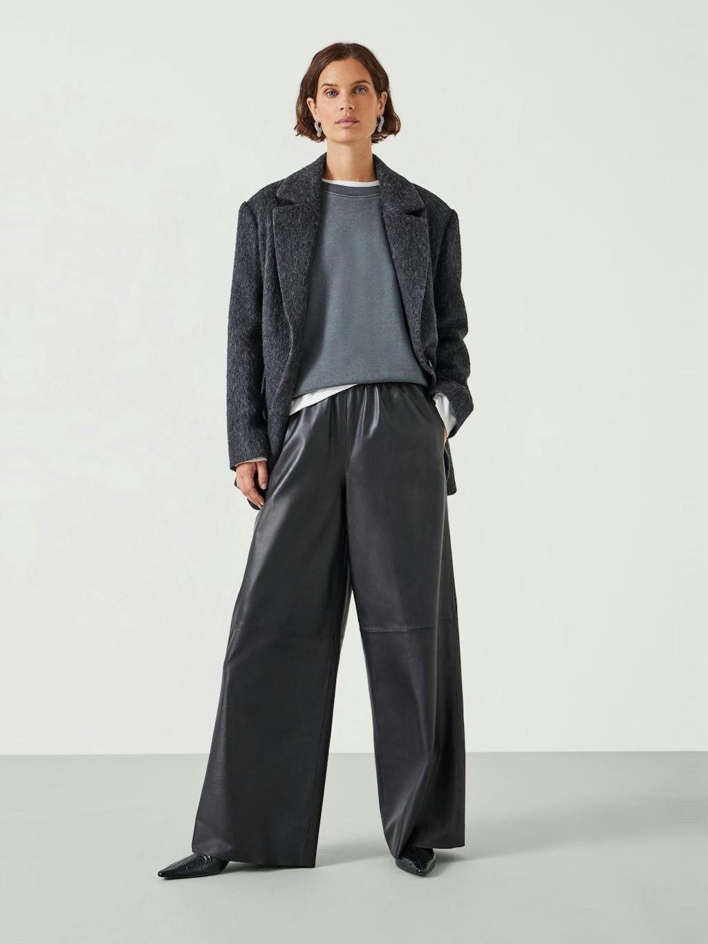 011821-0456-01 Agatha Leather Pull On Trousers