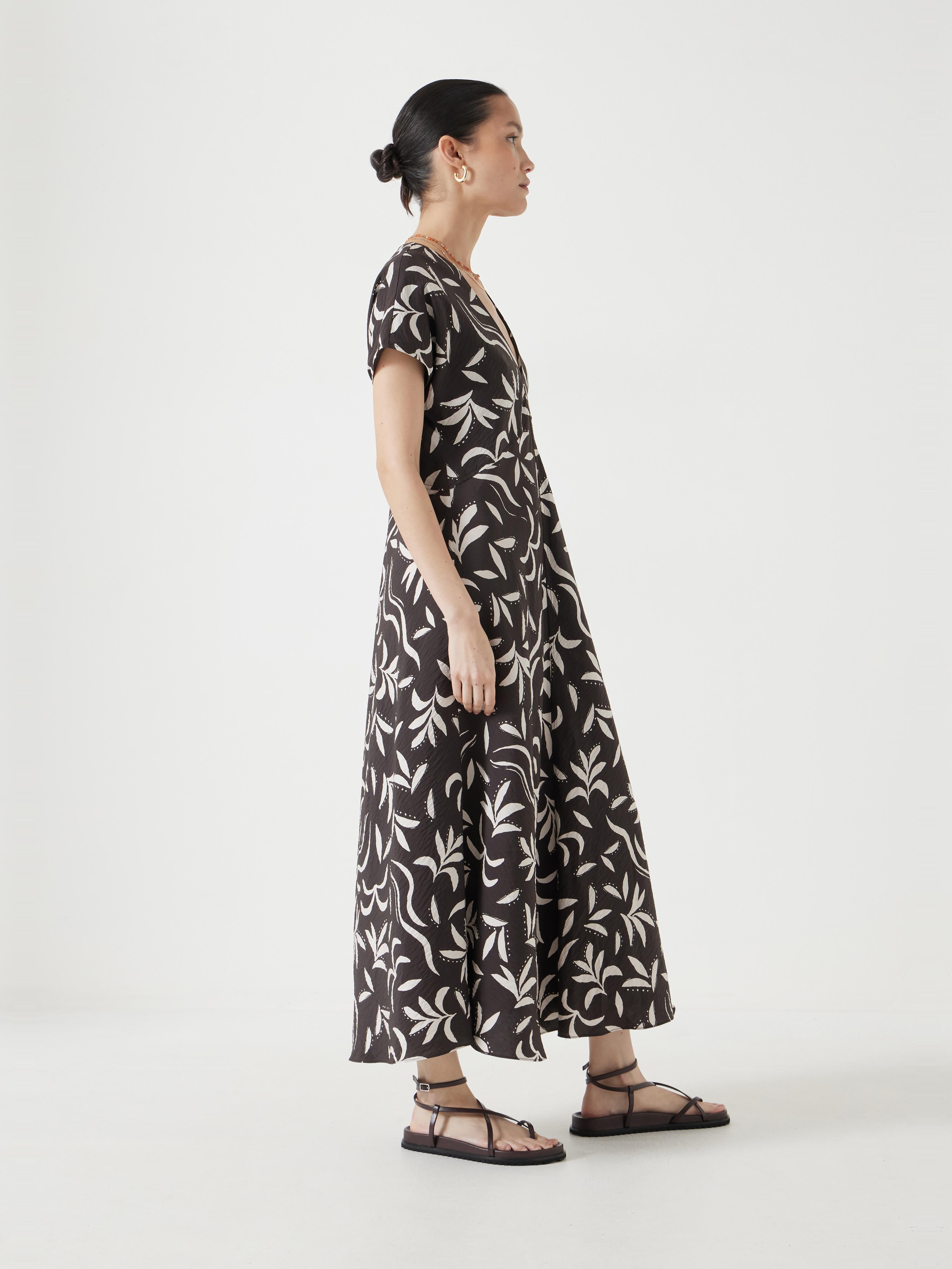 Grace Air Flow V-Neck Maxi Dress