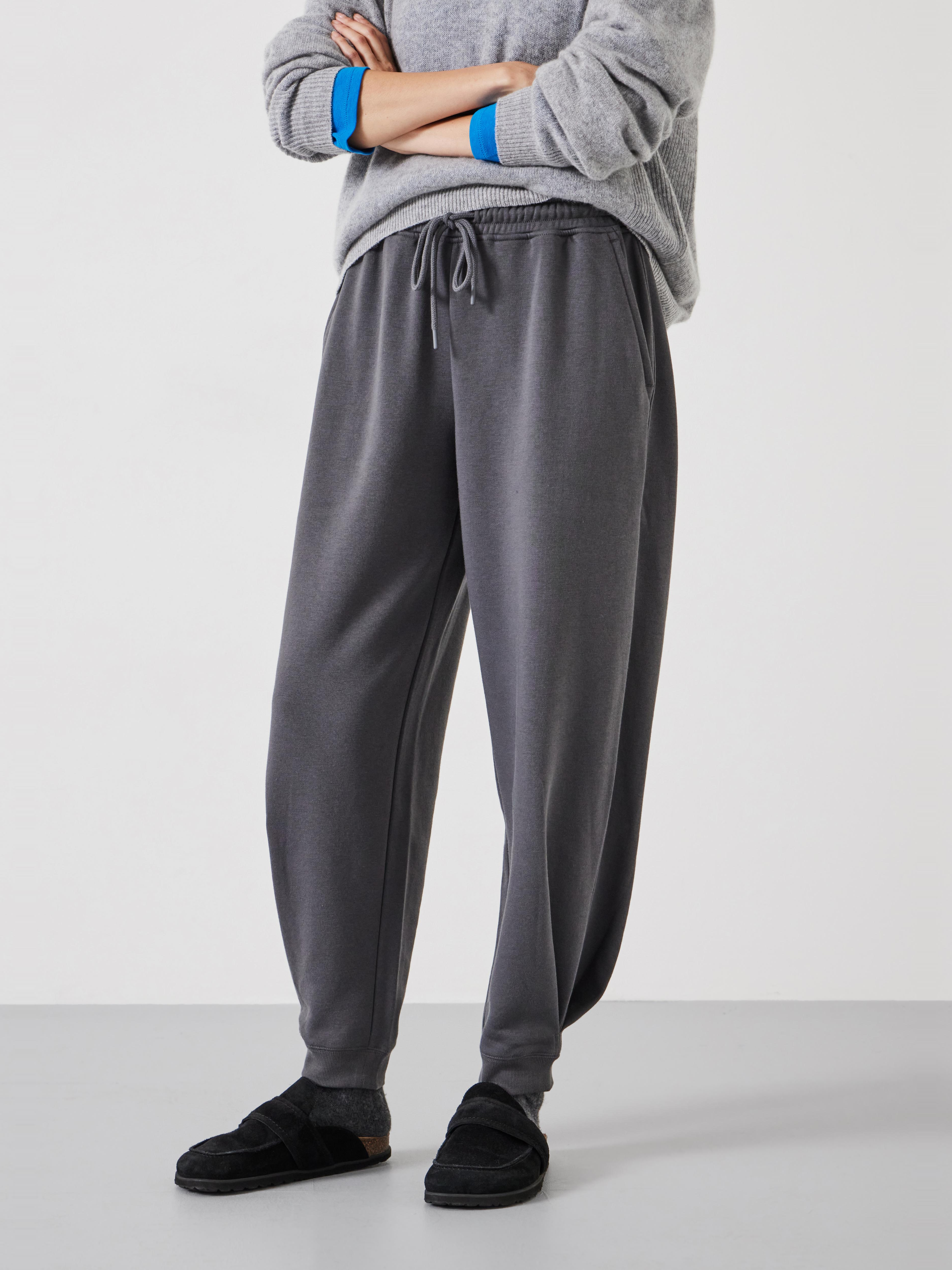 Barrel Leg Pleat Joggers