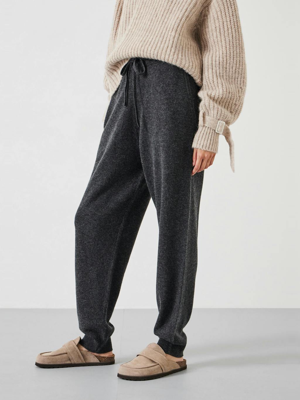 012453-2806-02 Daisy Merino Wool Jogger