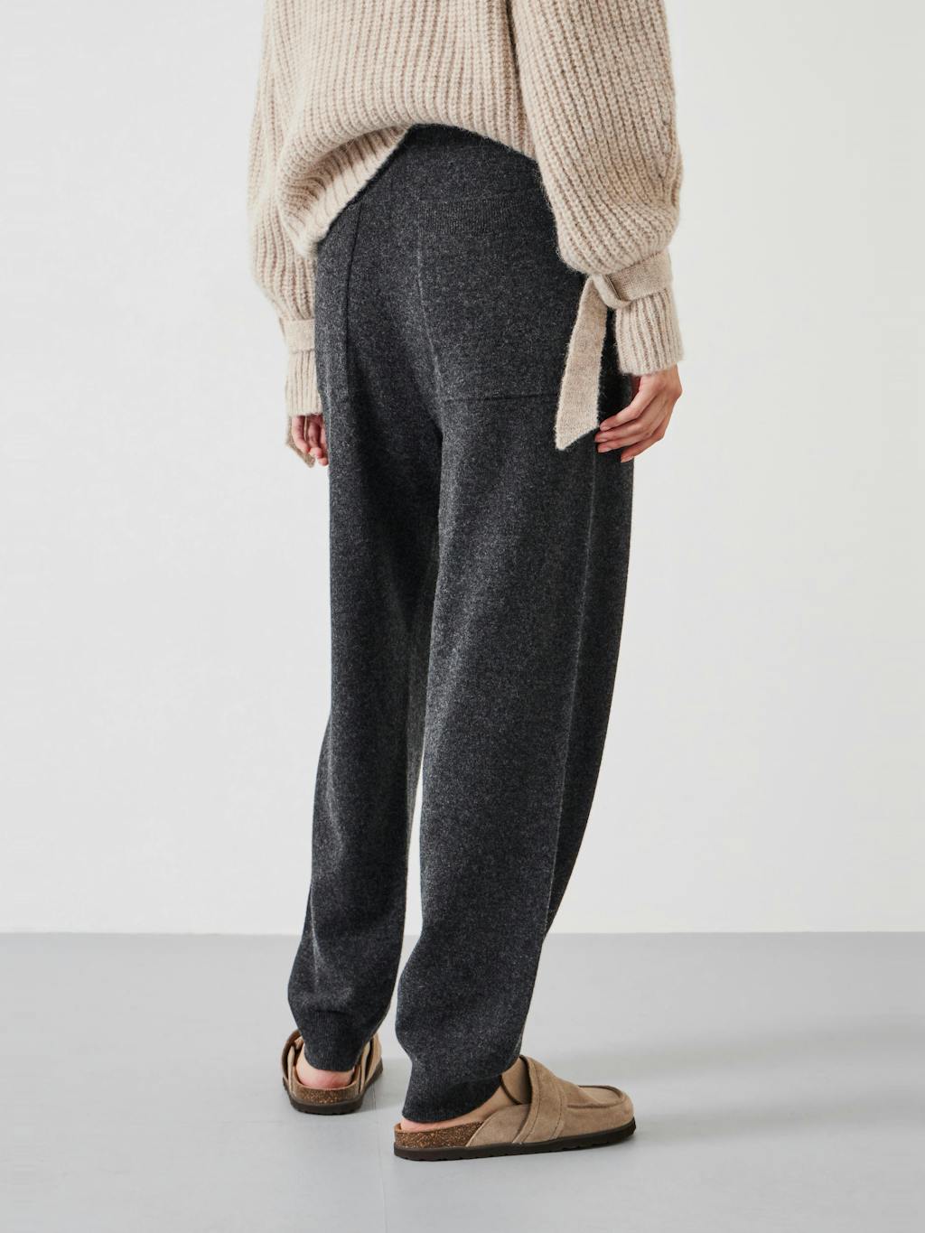 012453-2806-03 Daisy Merino Wool Jogger
