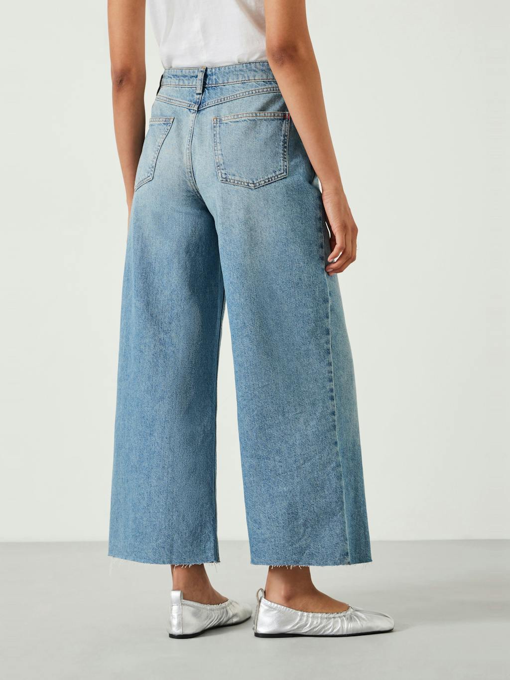 010228-2797-03 Abi Cropped Wide Leg Jeans