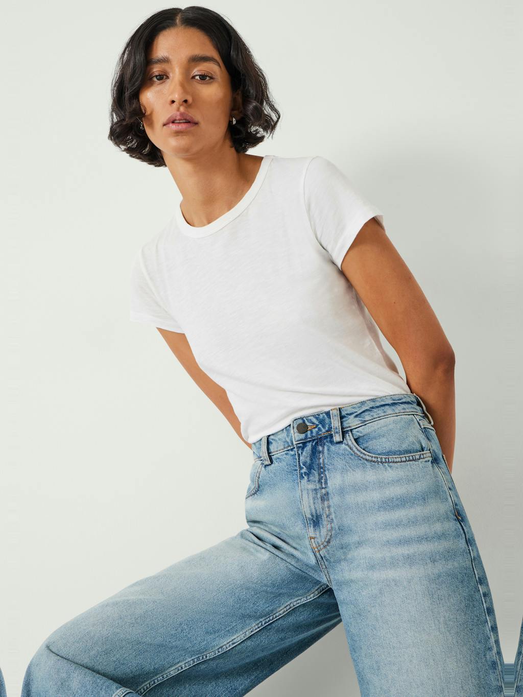 010228-2797-04 Abi Cropped Wide Leg Jeans